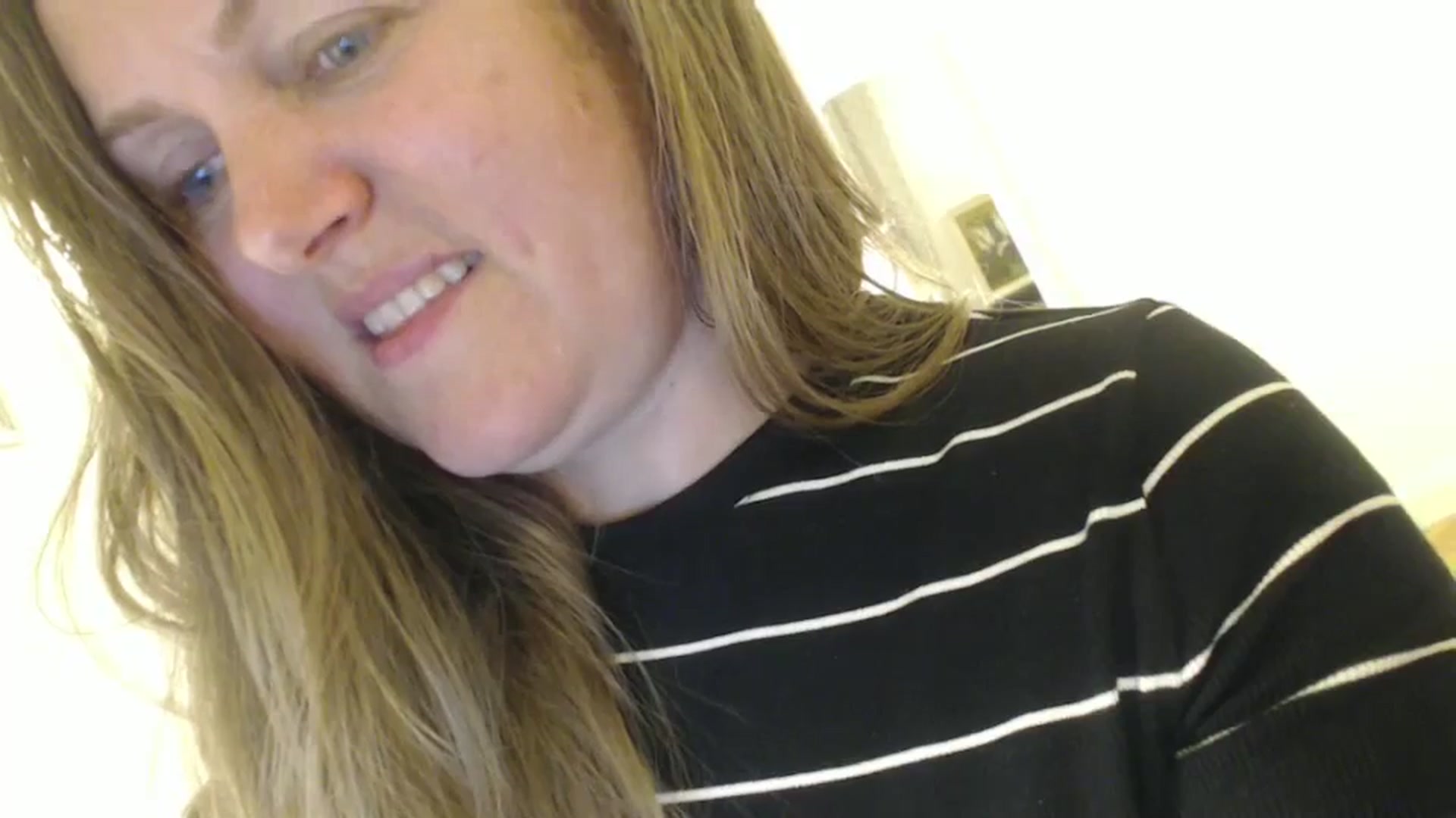 Gallery image thumbnail from JustLily's myfreecams stream on, 06/10/2024, 22:20 image 18 of 20