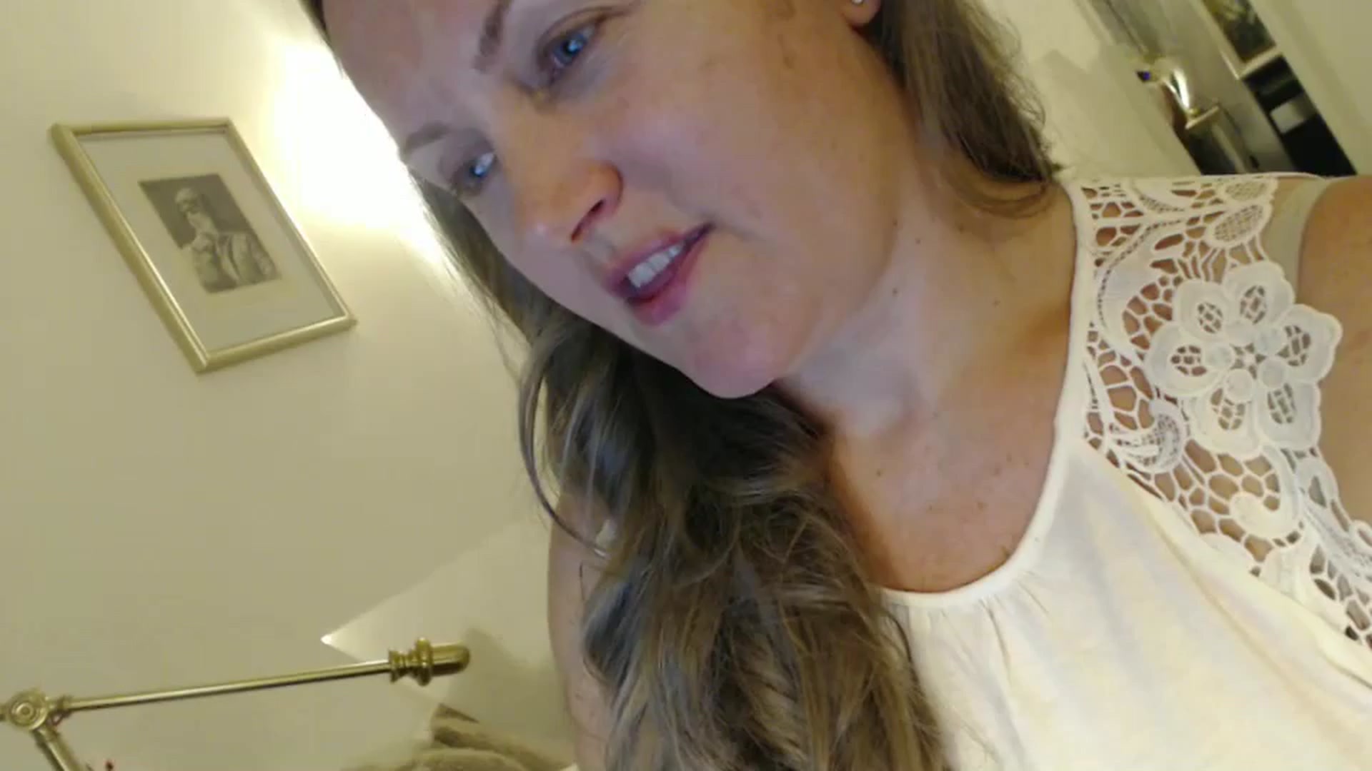 Gallery image thumbnail from JustLily's myfreecams stream on, 06/11/2024, 20:50 image 14 of 20