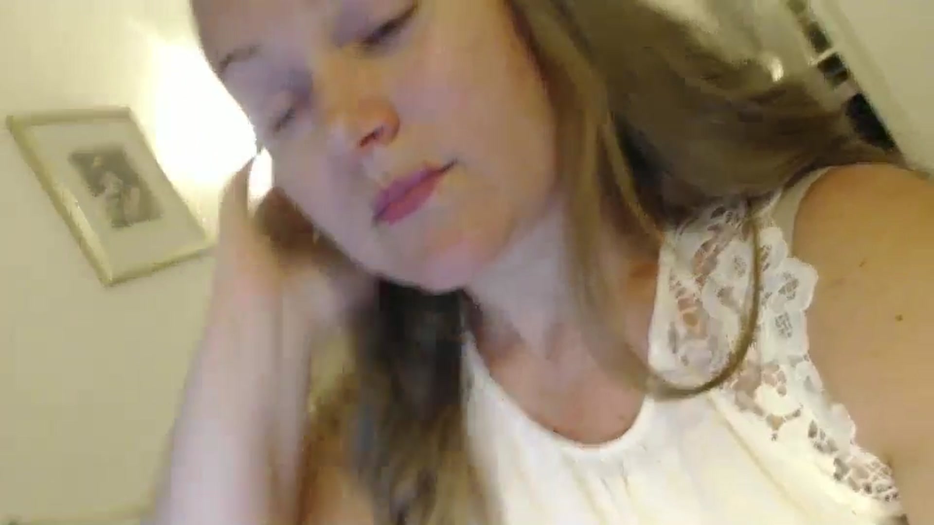 Gallery image thumbnail from JustLily's myfreecams stream on, 06/11/2024, 20:50 image 9 of 20