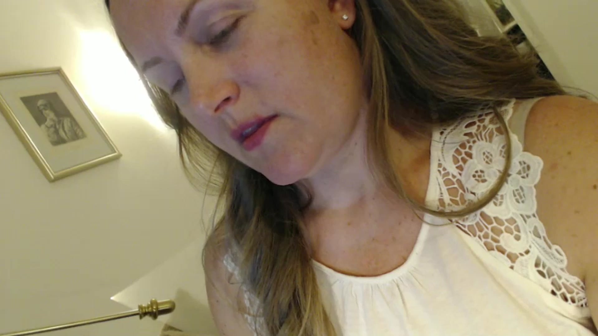 Gallery image thumbnail from JustLily's myfreecams stream on, 06/11/2024, 20:50 image 10 of 20