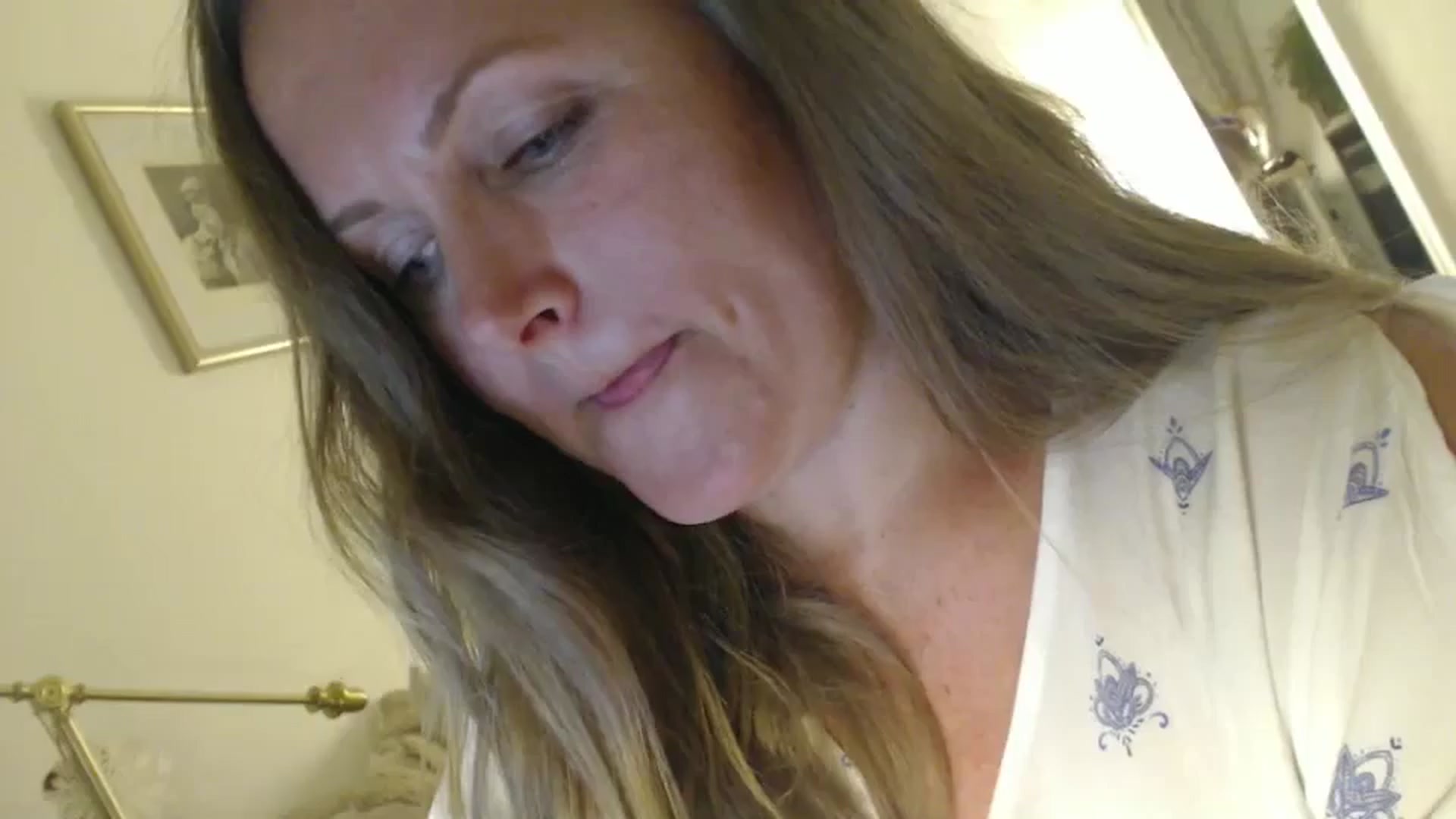 Gallery image thumbnail from JustLily's myfreecams stream on, 06/28/2024, 22:05 image 16 of 20
