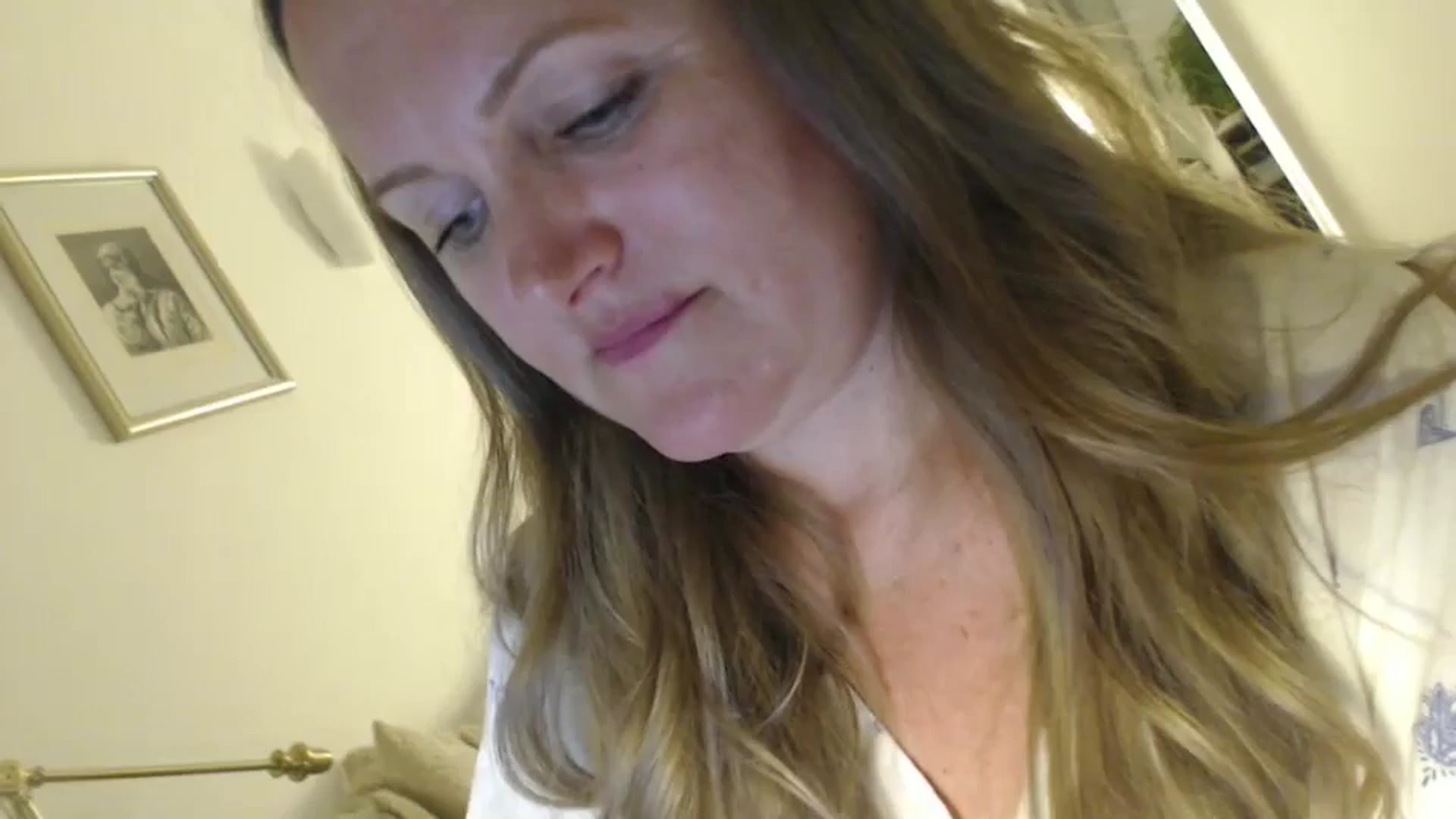 Gallery image thumbnail from JustLily's myfreecams stream on, 06/28/2024, 22:05 image 1 of 20