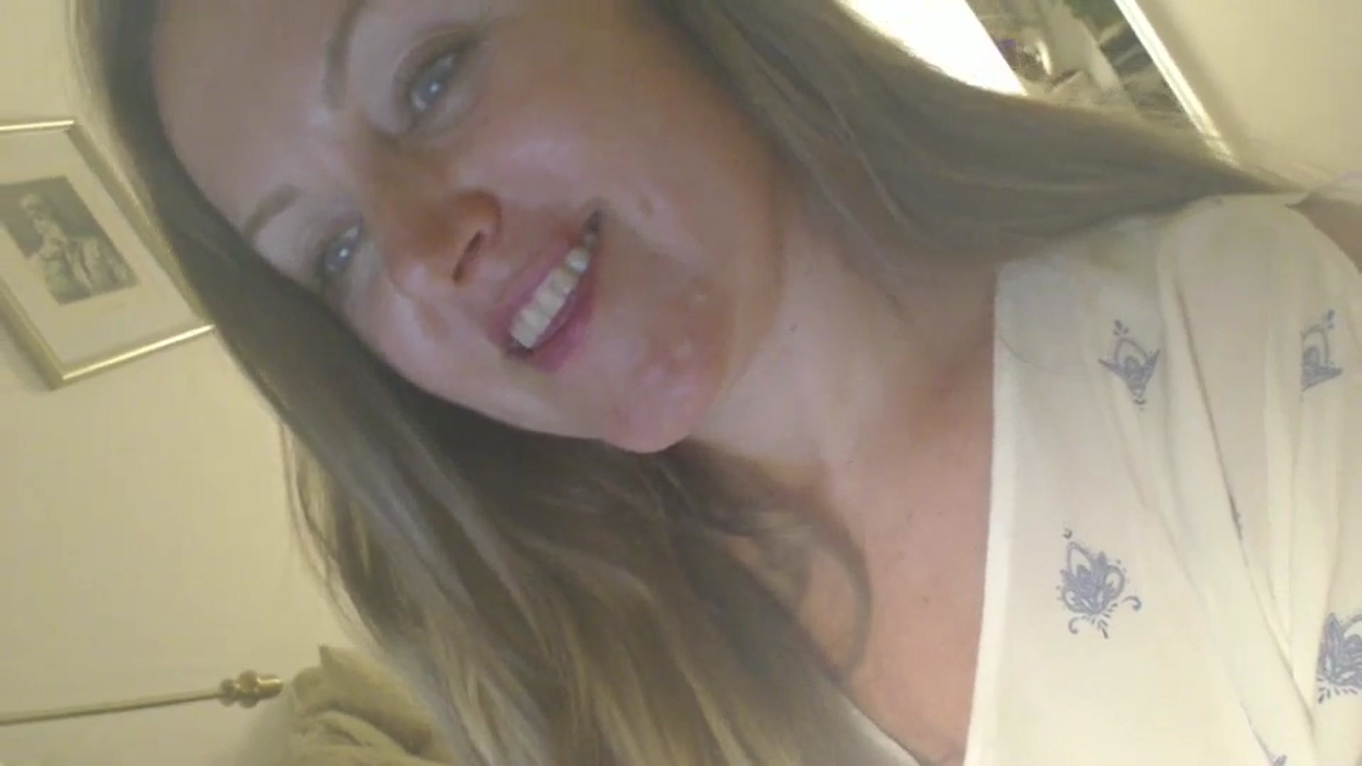 Gallery image thumbnail from JustLily's myfreecams stream on, 06/28/2024, 22:05 image 8 of 20