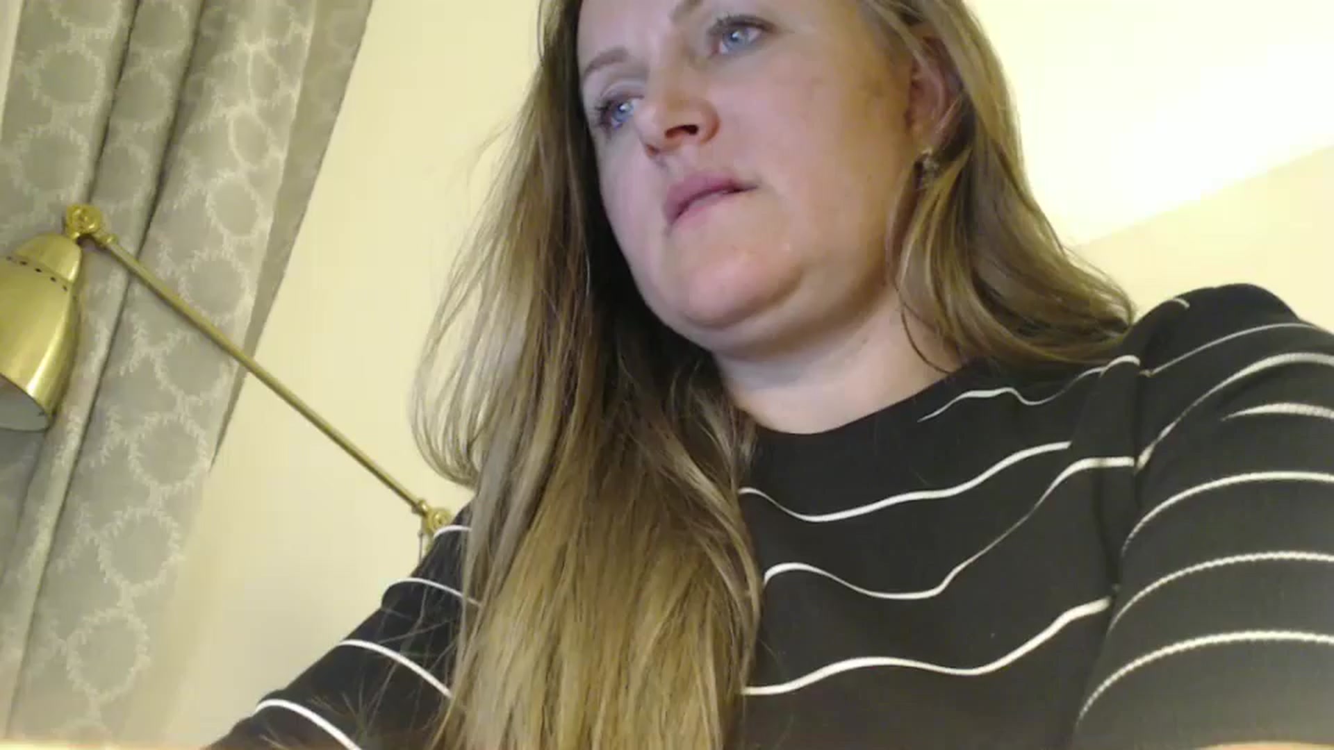 Gallery image thumbnail from JustLily's myfreecams stream on, 07/01/2024, 22:31 image 12 of 20