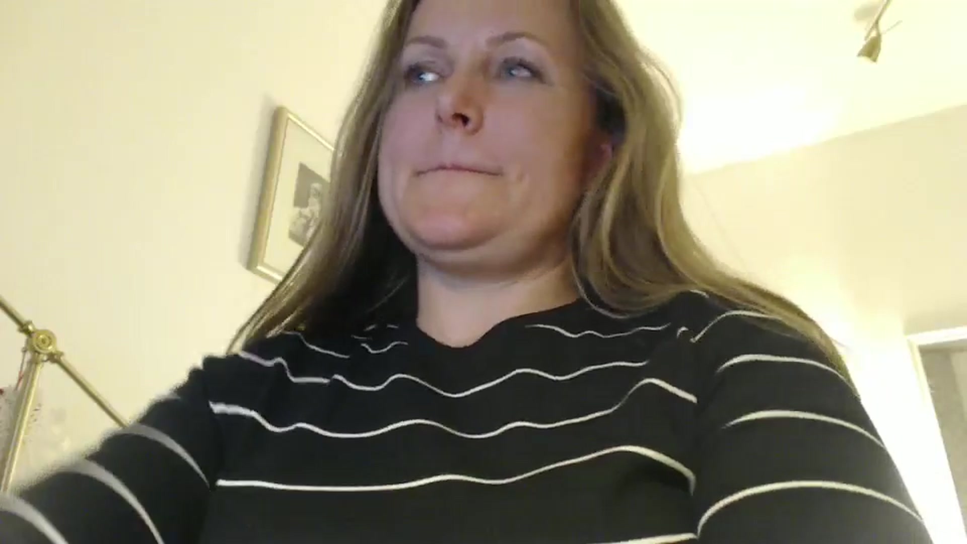 Gallery image thumbnail from JustLily's myfreecams stream on, 07/01/2024, 22:31 image 6 of 20