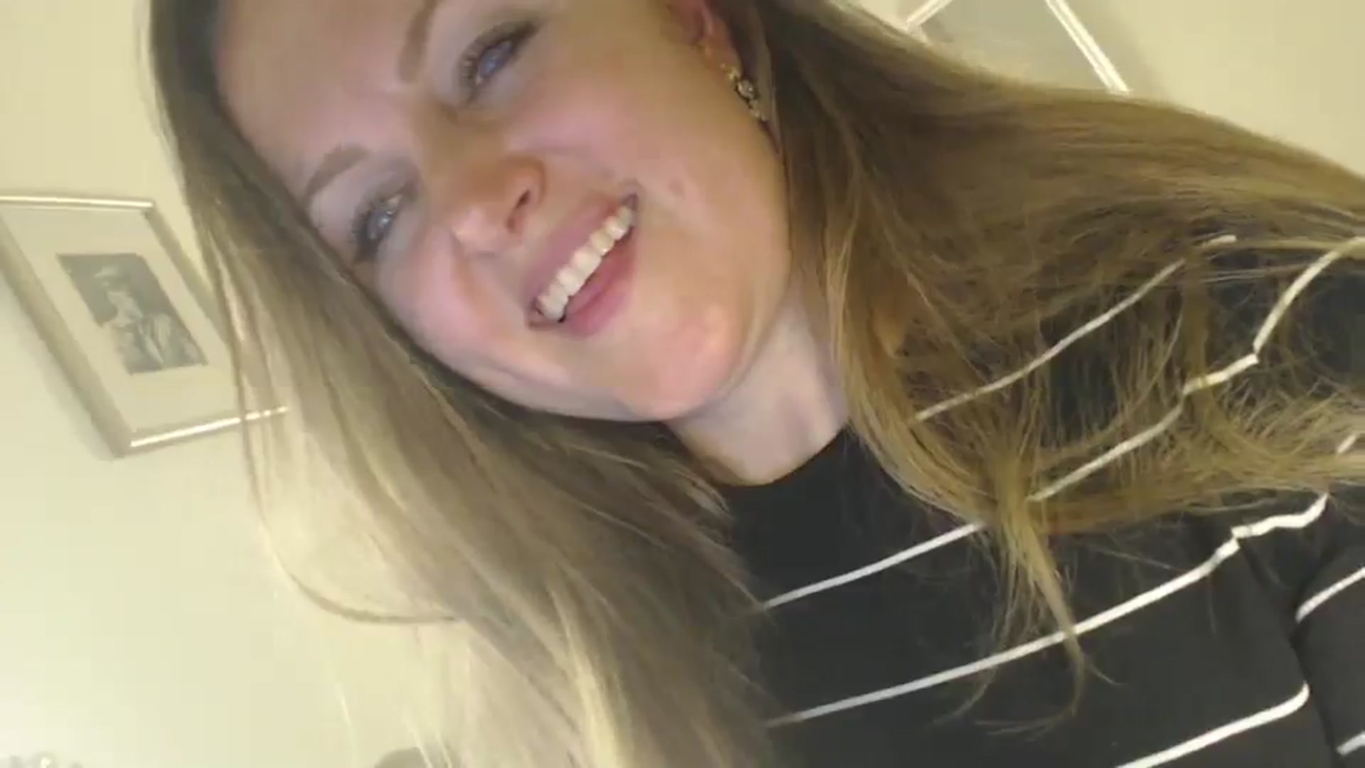 Gallery image thumbnail from JustLily's myfreecams stream on, 07/03/2024, 19:43 image 18 of 20