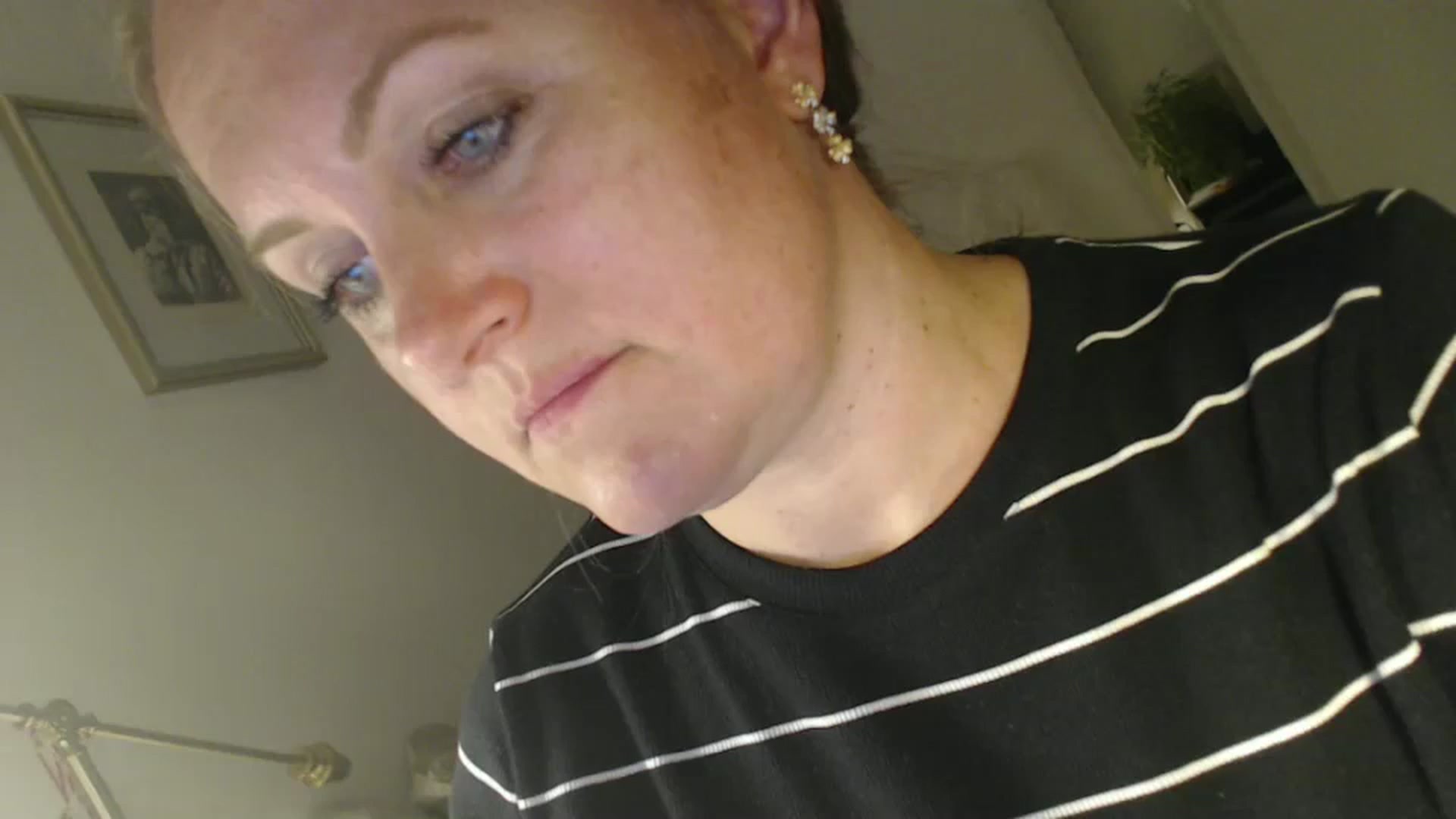 Gallery image thumbnail from JustLily's myfreecams stream on, 07/03/2024, 19:43 image 1 of 20
