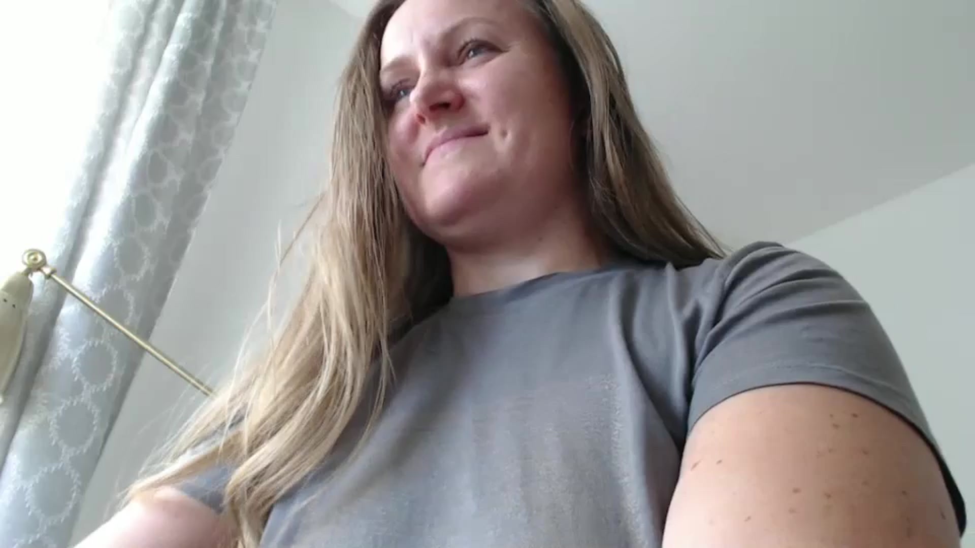 Gallery image thumbnail from JustLily's myfreecams stream on, 07/08/2024, 11:30 image 11 of 20