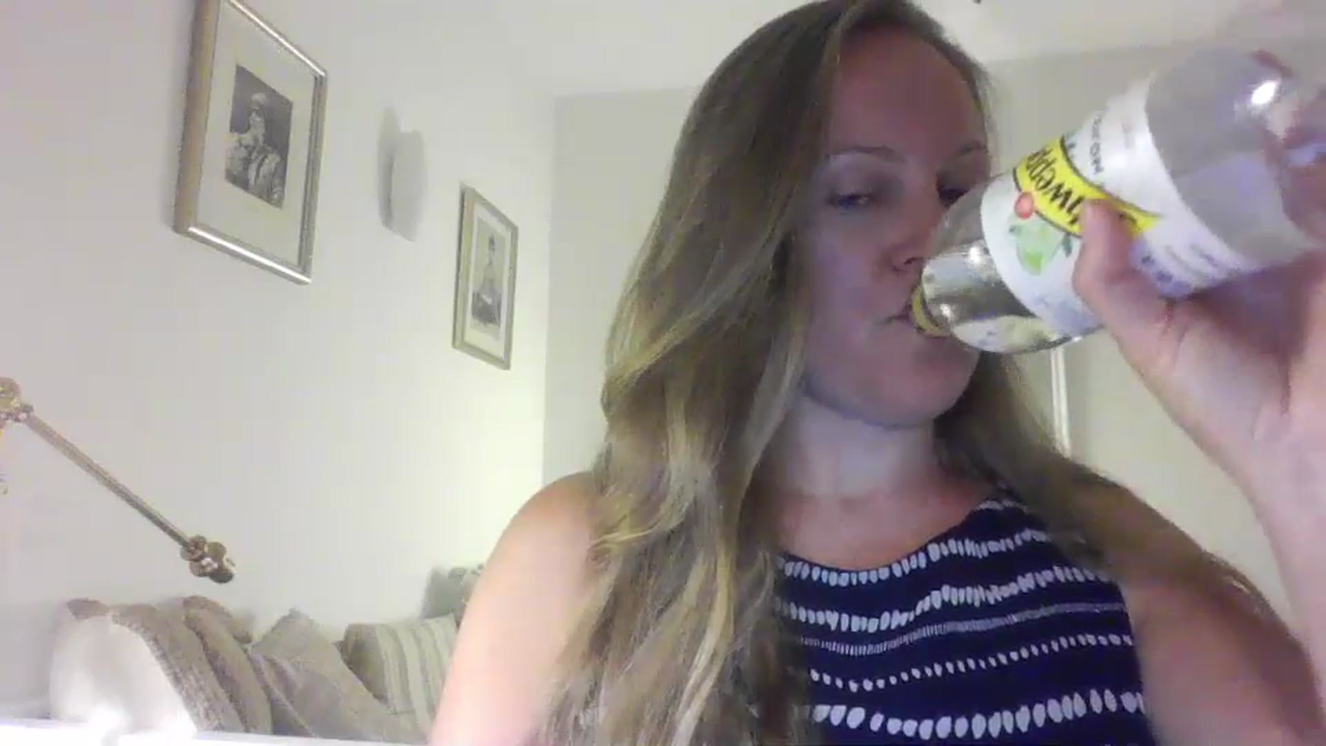 Gallery image thumbnail from JustLily's myfreecams stream on, 07/10/2024, 21:35 image 12 of 20