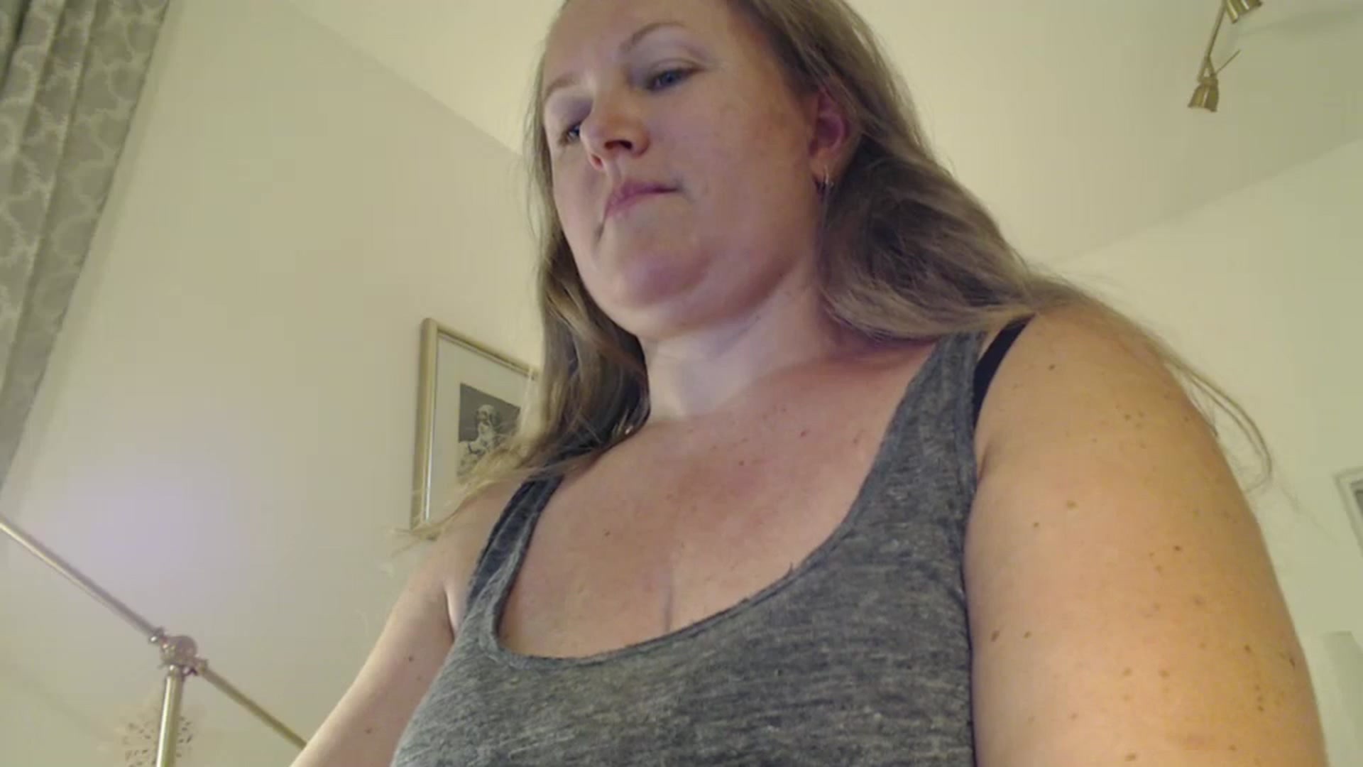 Gallery image thumbnail from JustLily's myfreecams stream on, 07/11/2024, 20:21 image 19 of 20