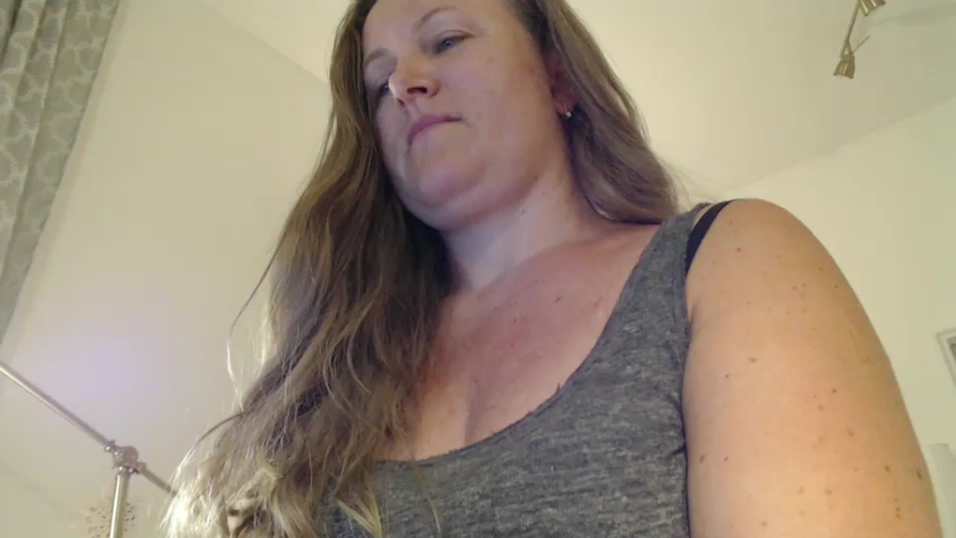 Gallery image thumbnail from JustLily's myfreecams stream on, 07/11/2024, 20:21 image 13 of 20