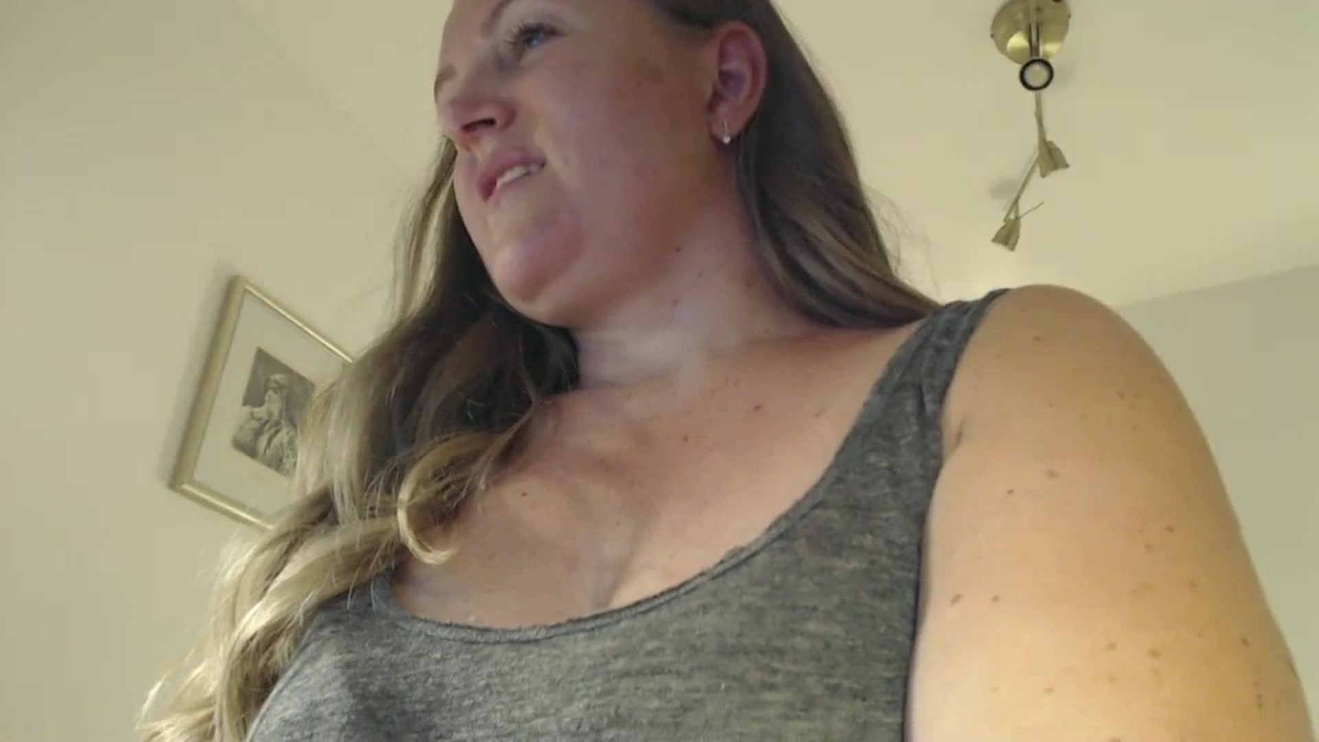 Gallery image thumbnail from JustLily's myfreecams stream on, 07/12/2024, 22:02 image 17 of 20