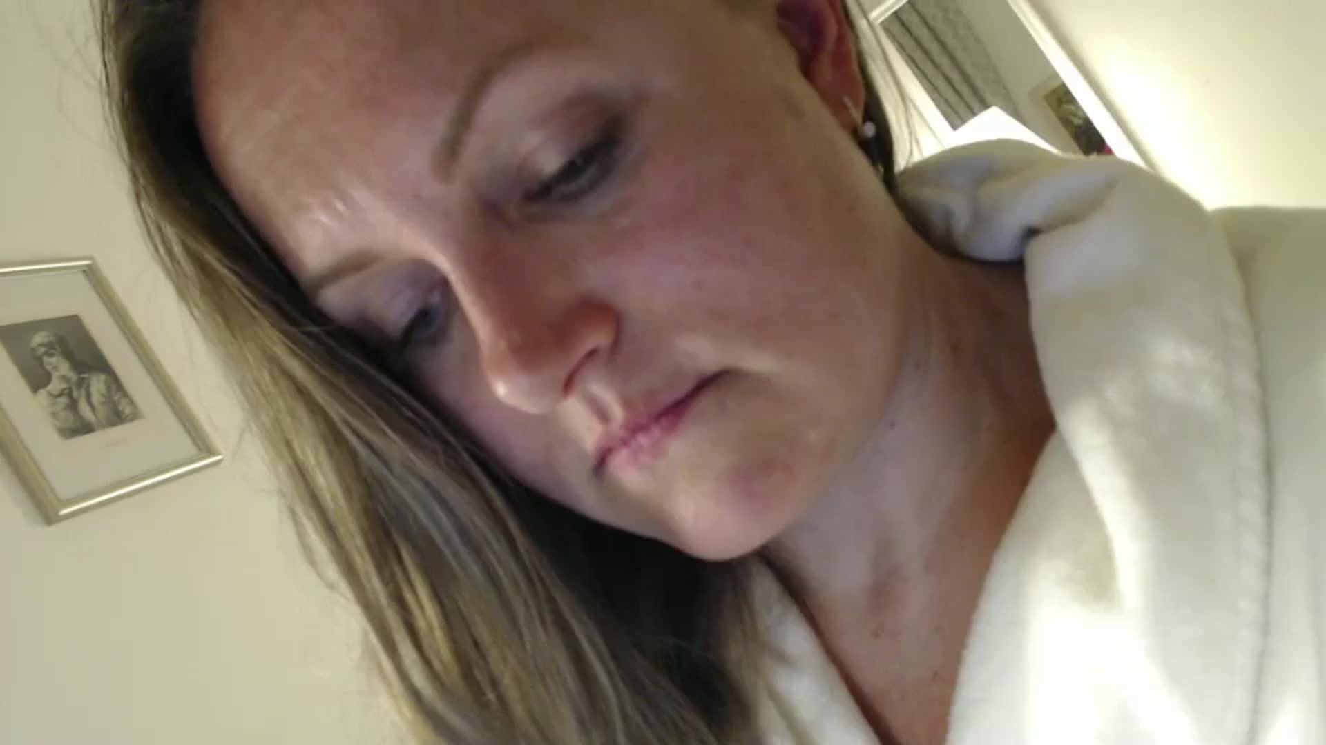 Gallery image thumbnail from JustLily's myfreecams stream on, 07/26/2024, 22:15 image 4 of 20