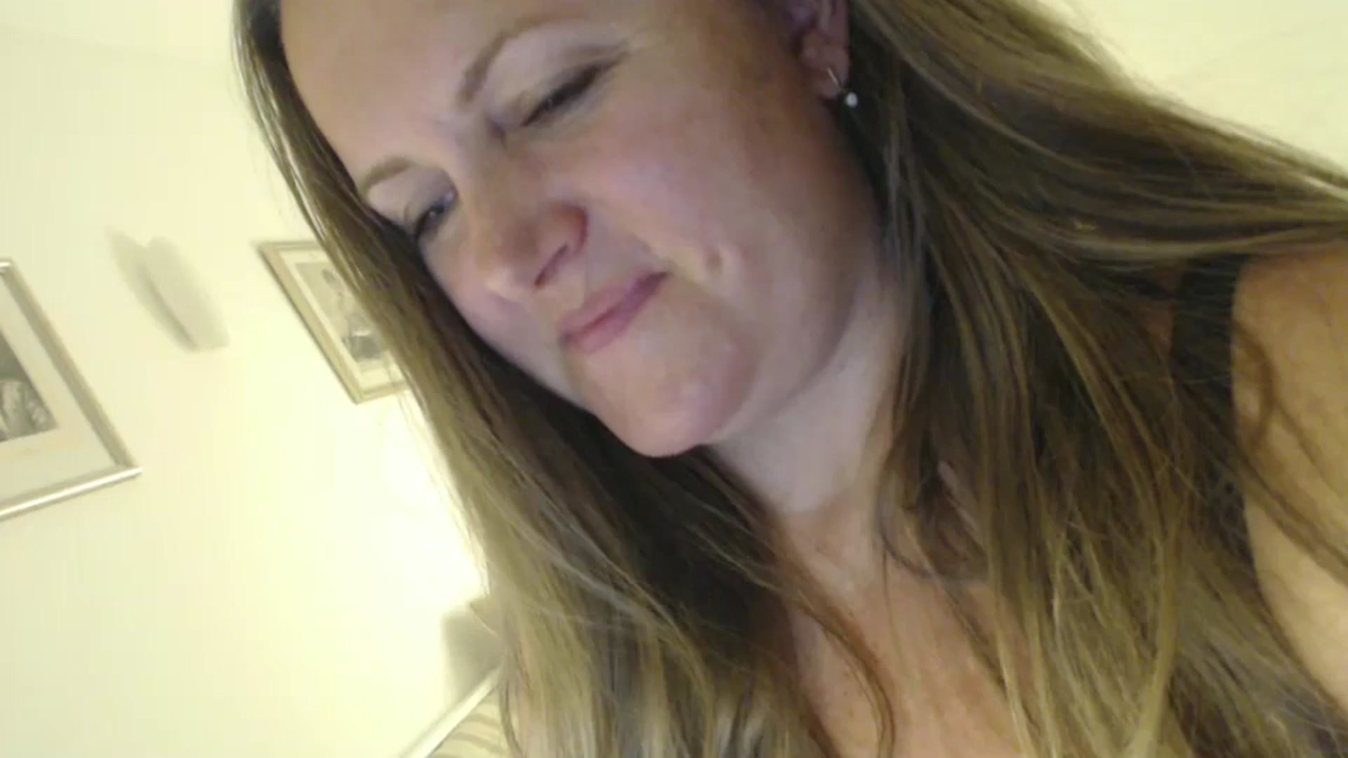 Gallery image thumbnail from JustLily's myfreecams stream on, 07/29/2024, 22:37 image 20 of 20