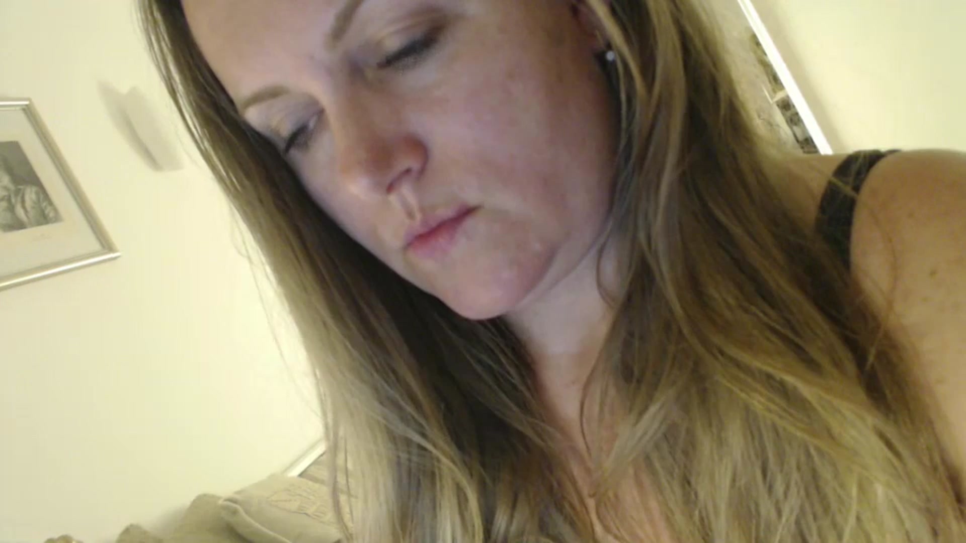 Gallery image thumbnail from JustLily's myfreecams stream on, 07/29/2024, 22:37 image 3 of 20