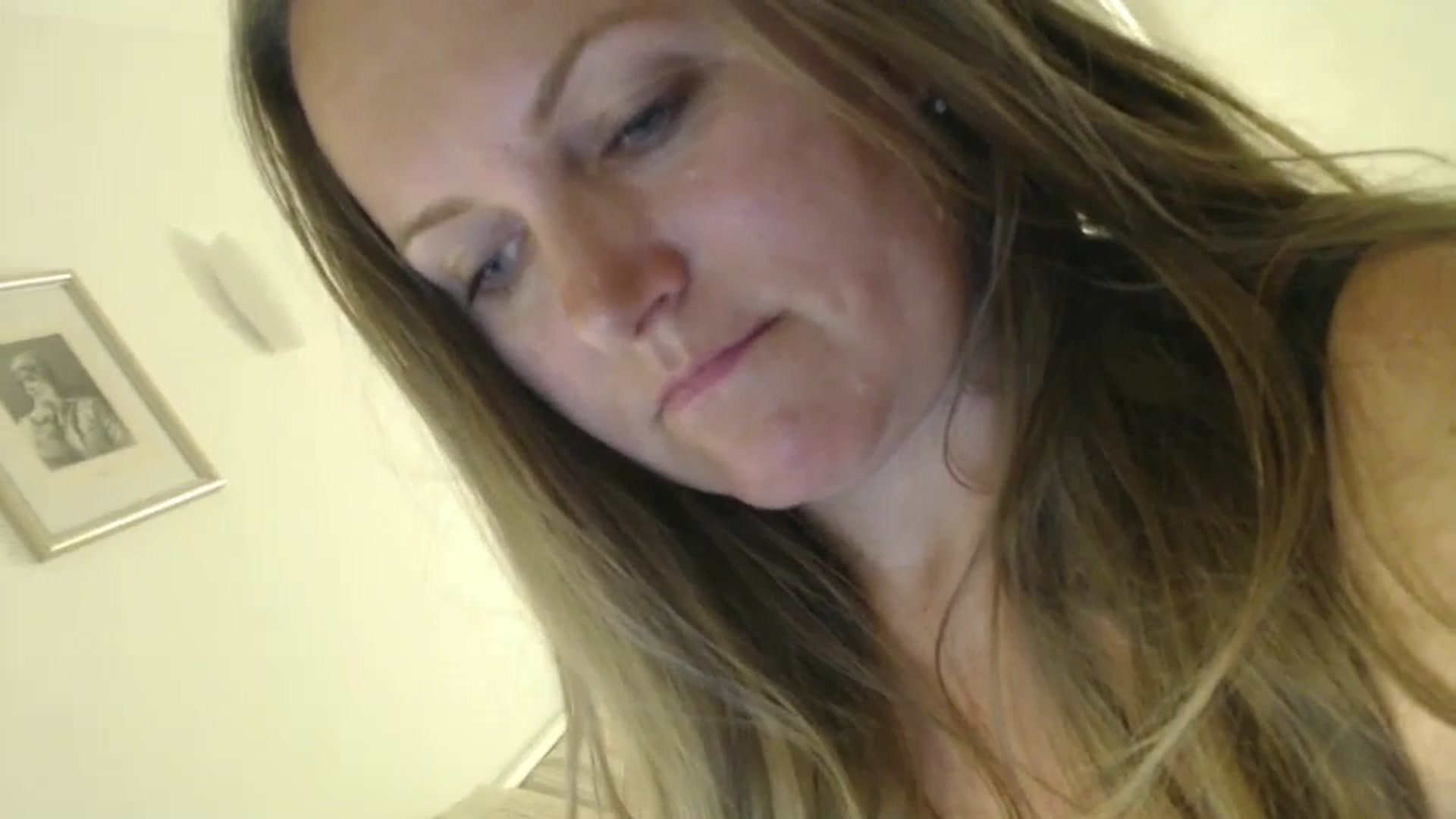 Gallery image thumbnail from JustLily's myfreecams stream on, 07/29/2024, 22:37 image 7 of 20