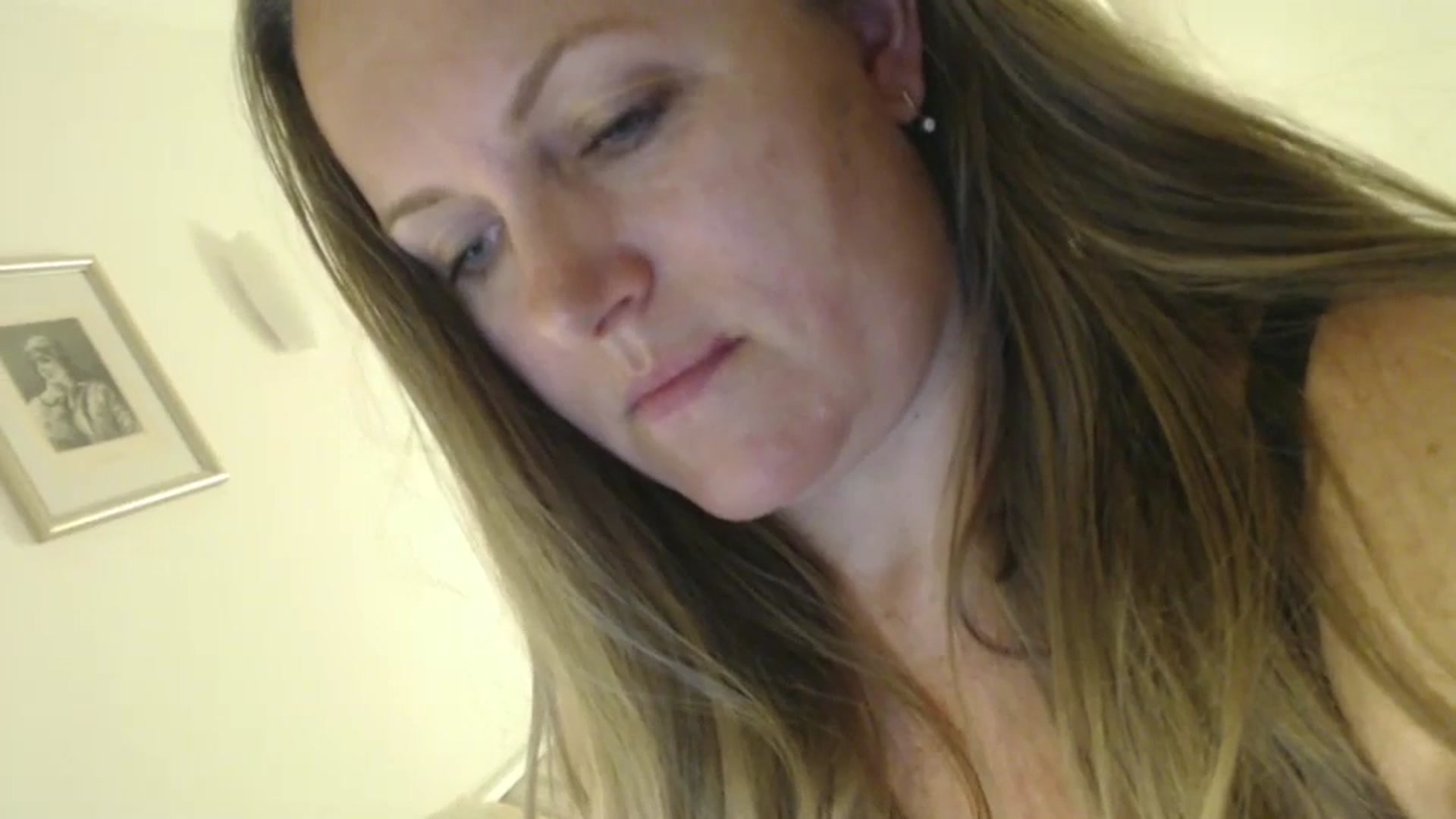 Gallery image thumbnail from JustLily's myfreecams stream on, 07/29/2024, 22:37 image 10 of 20