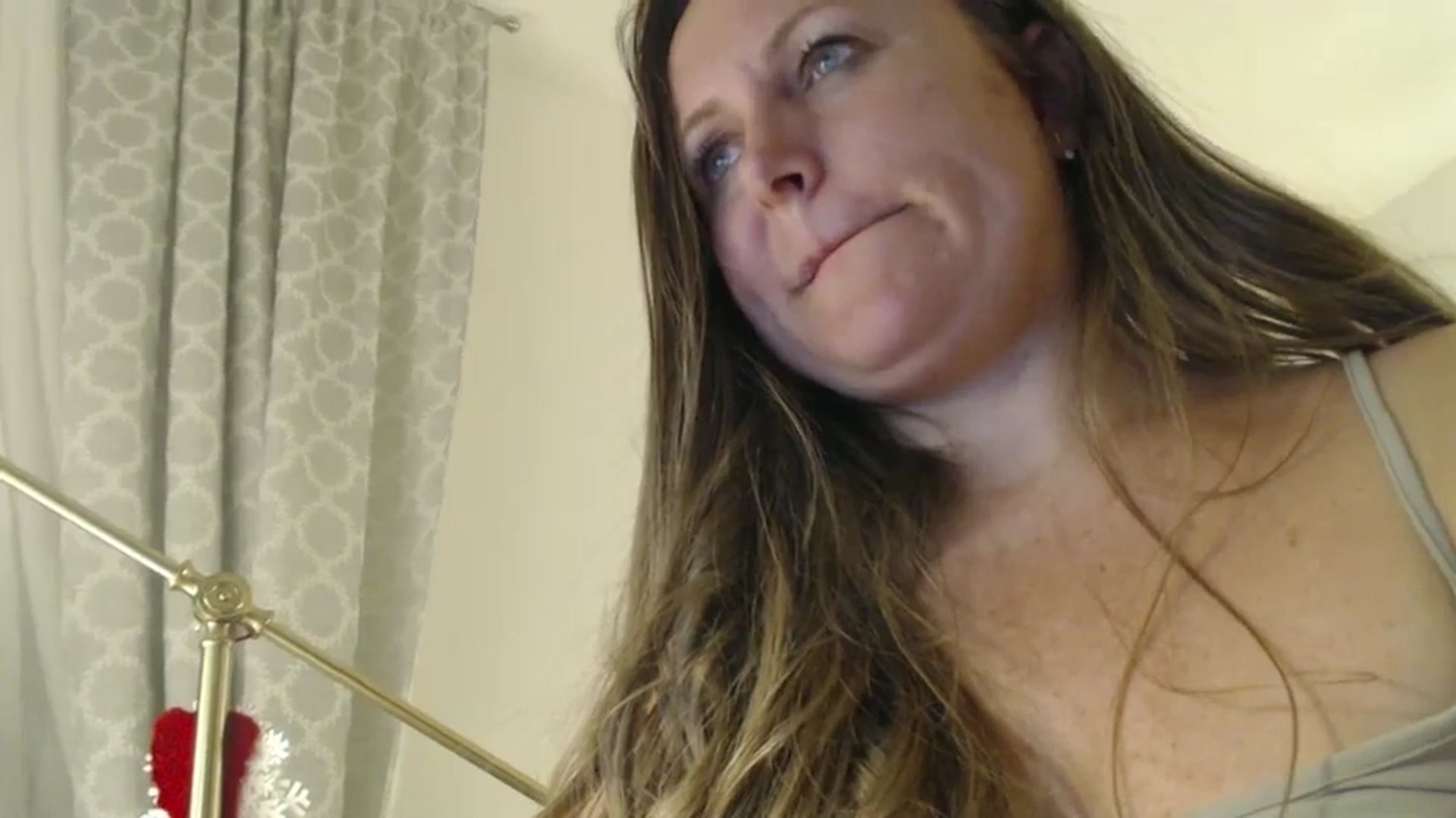 Gallery image thumbnail from JustLily's myfreecams stream on, 07/31/2024, 22:58 image 11 of 20