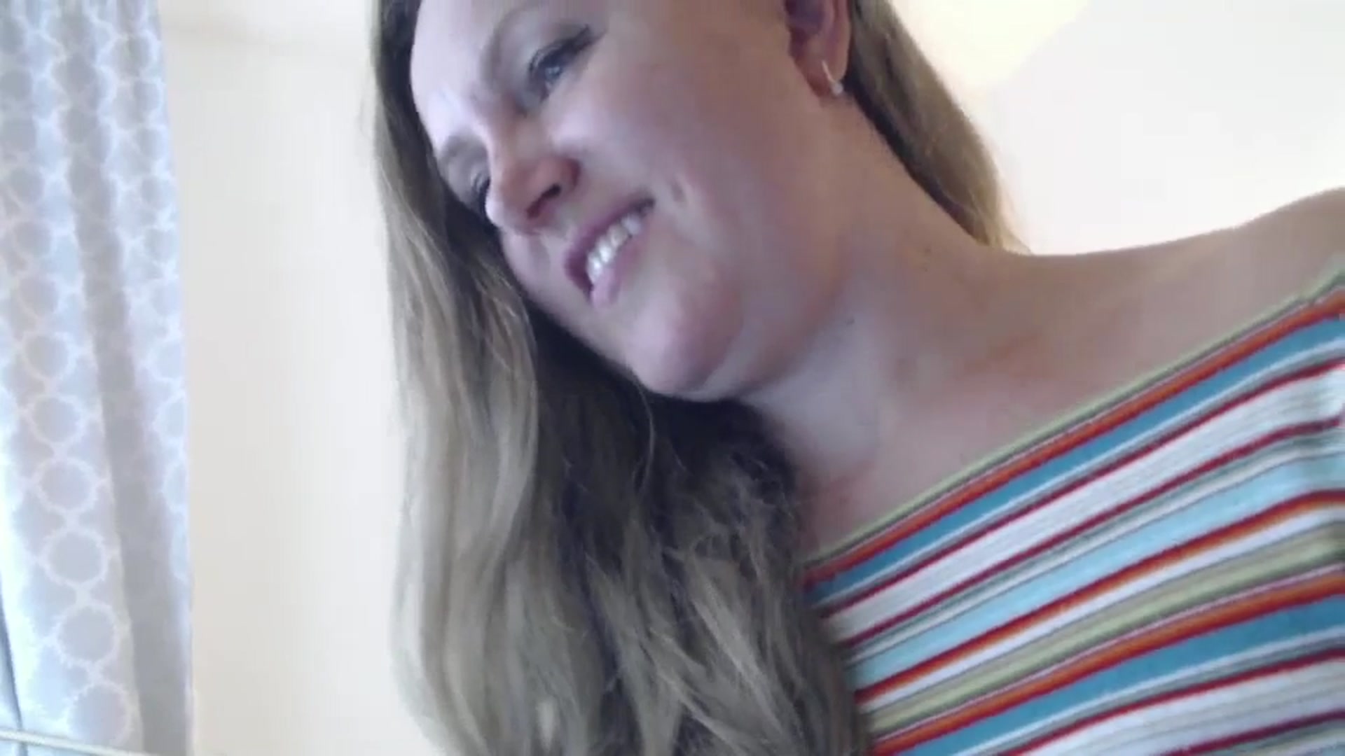 Gallery image thumbnail from JustLily's myfreecams stream on, 08/20/2024, 11:02 image 6 of 20