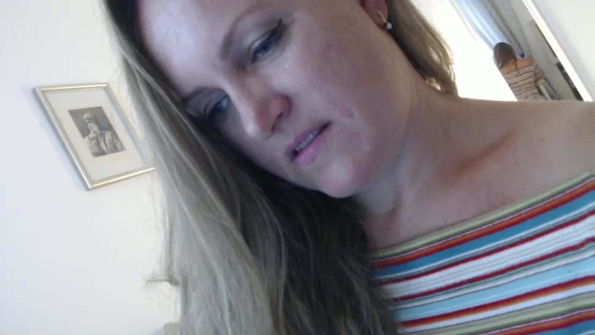 Gallery image thumbnail from JustLily's myfreecams stream on, 08/20/2024, 11:02 image 10 of 20