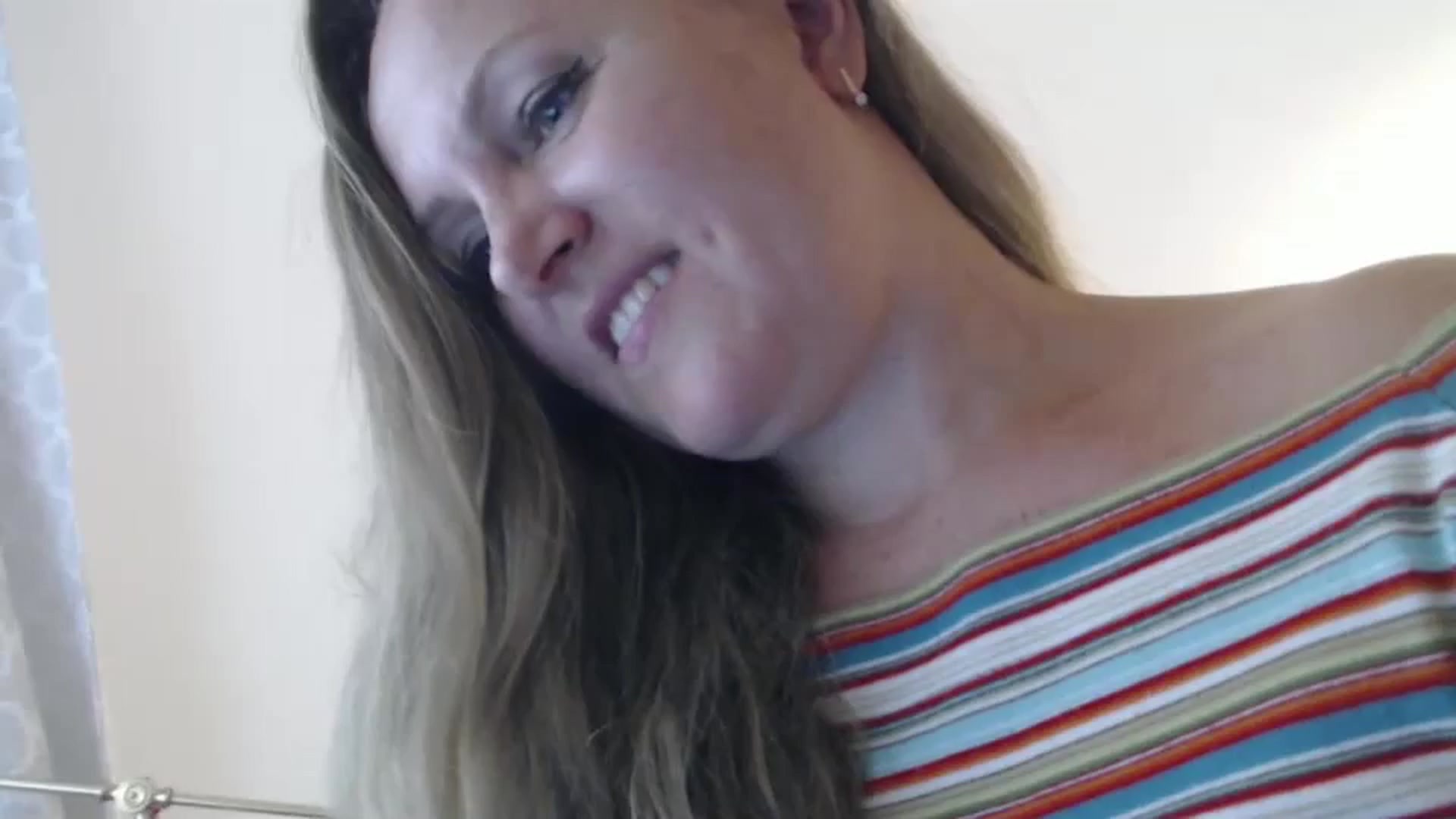 Gallery image thumbnail from JustLily's myfreecams stream on, 08/20/2024, 11:02 image 9 of 20