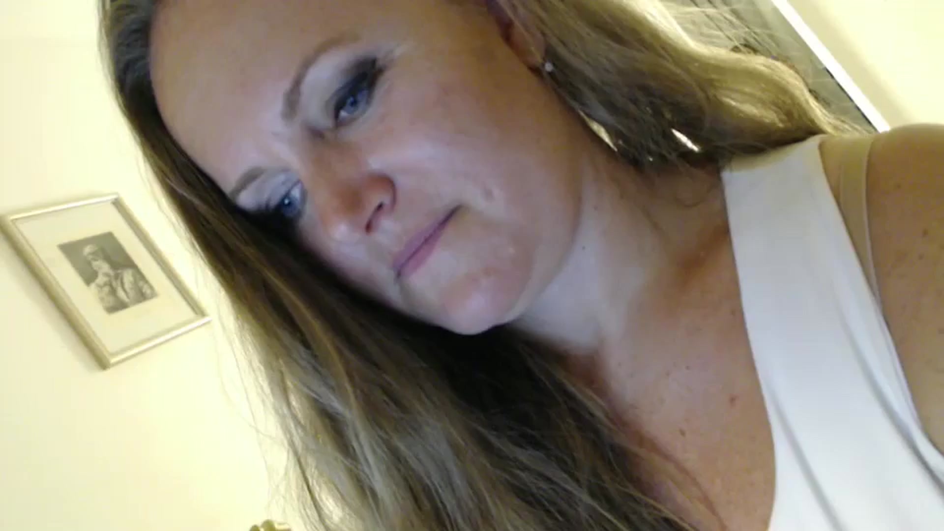 Gallery image thumbnail from JustLily's myfreecams stream on, 08/21/2024, 21:13 image 12 of 20