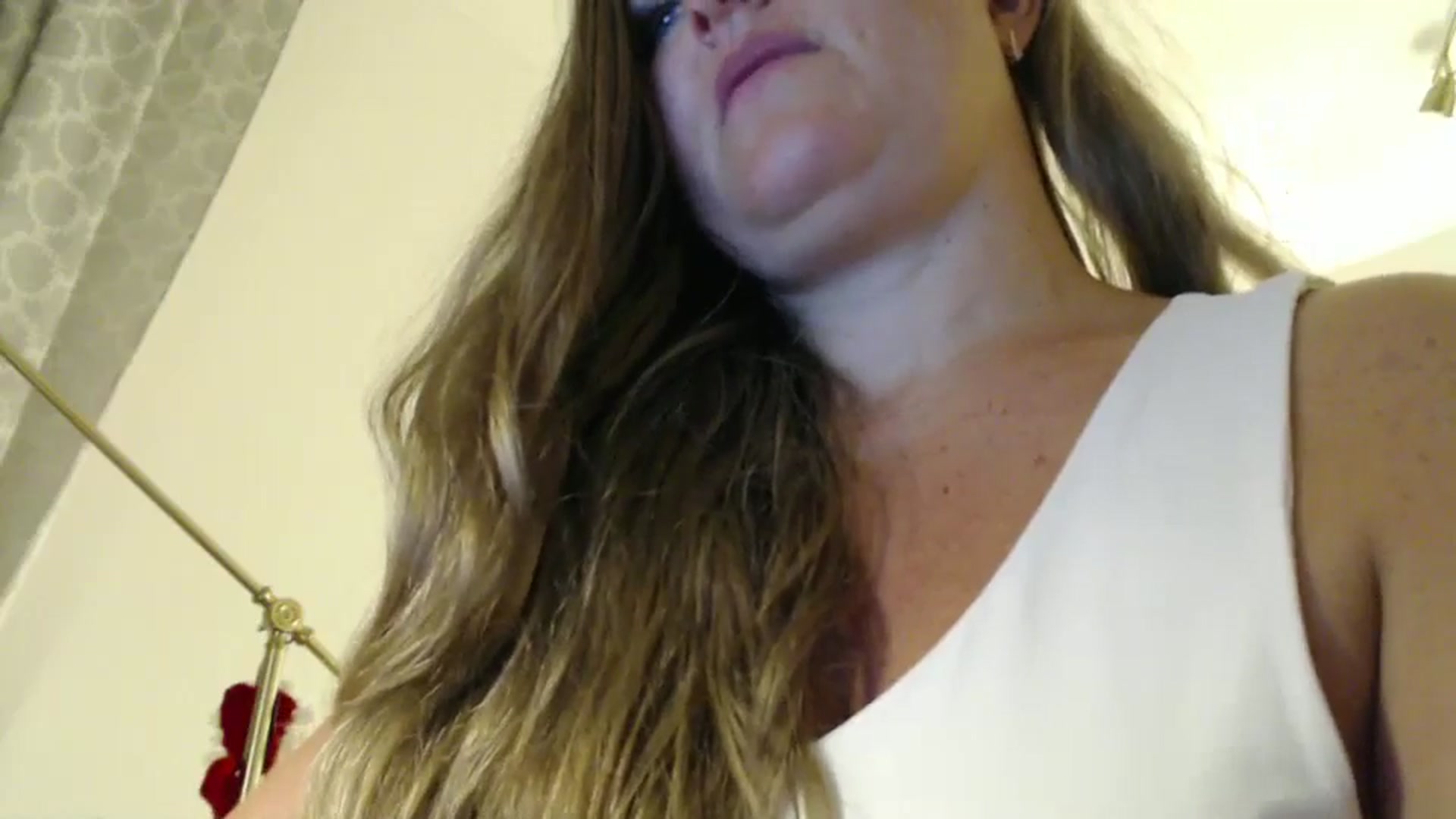 Gallery image thumbnail from JustLily's myfreecams stream on, 08/21/2024, 21:57 image 8 of 20