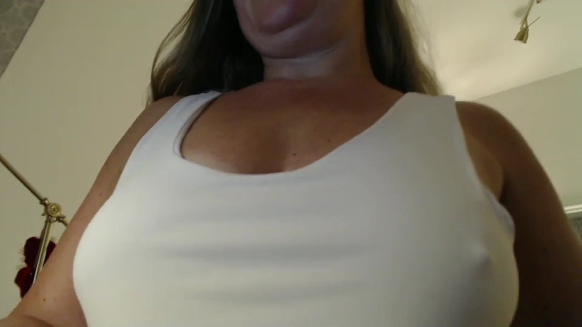 Gallery image thumbnail from JustLily's myfreecams stream on, 08/21/2024, 21:57 image 14 of 20
