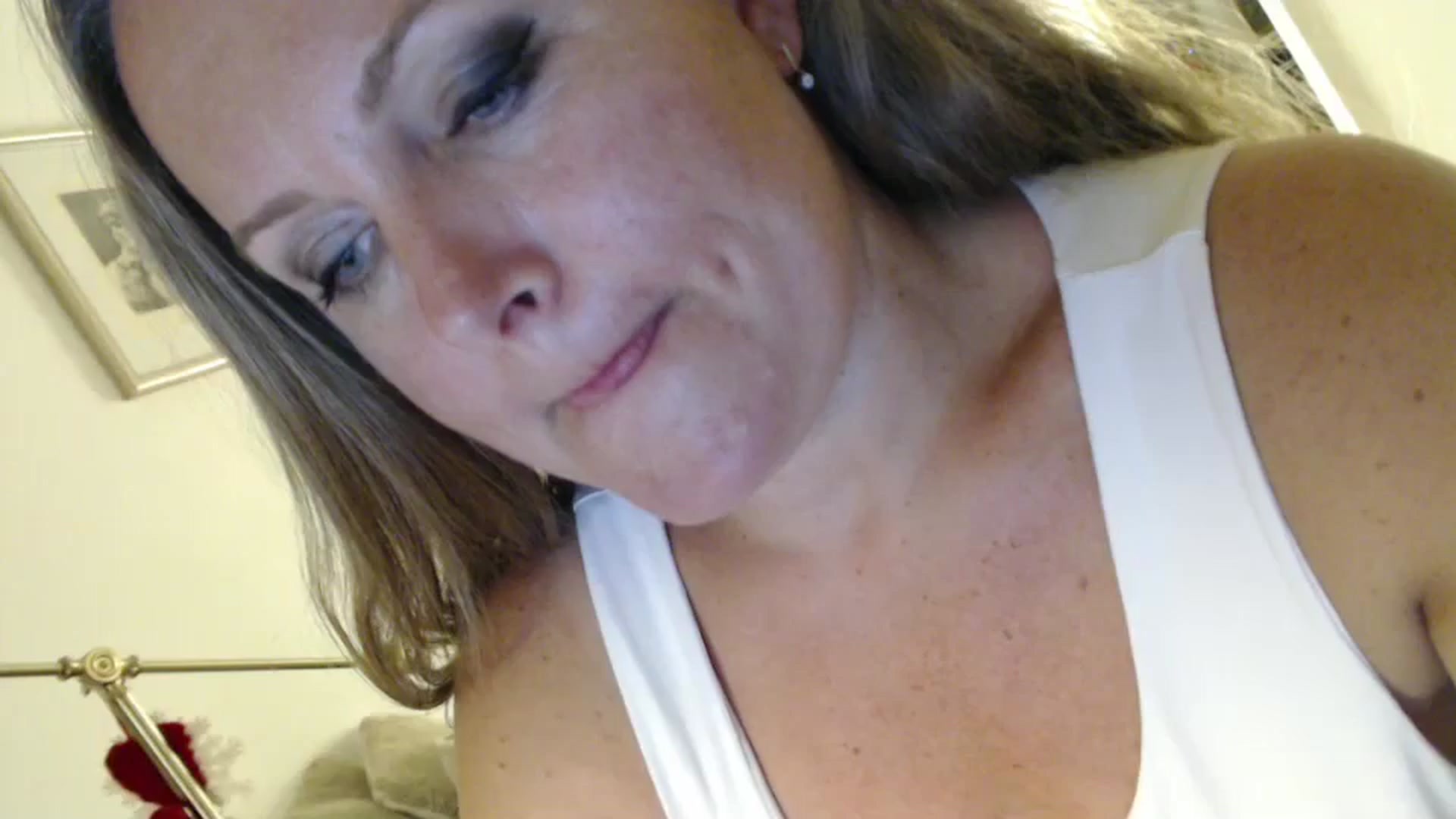 Gallery image thumbnail from JustLily's myfreecams stream on, 08/21/2024, 21:57 image 1 of 20