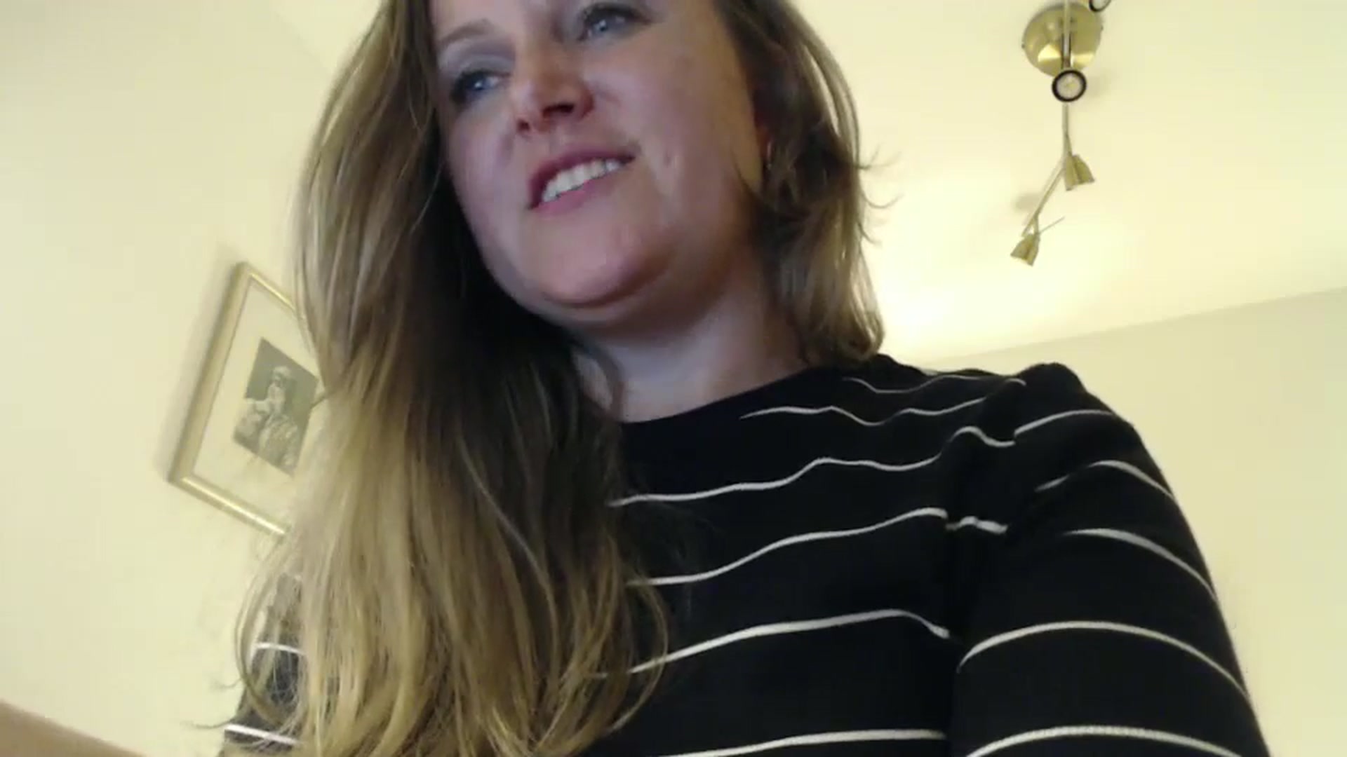Gallery image thumbnail from JustLily's myfreecams stream on, 08/23/2024, 22:10 image 15 of 20