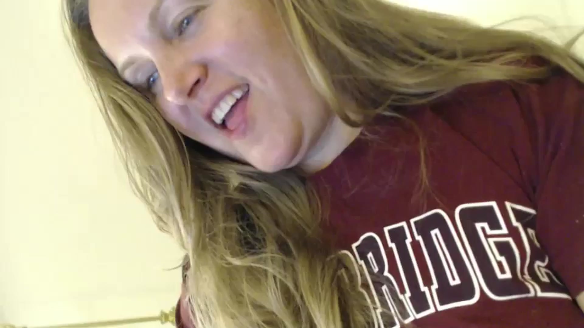 Gallery image thumbnail from JustLily's myfreecams stream on, 09/04/2024, 21:07 image 8 of 20