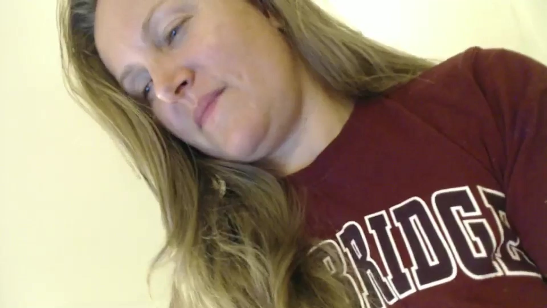 Gallery image thumbnail from JustLily's myfreecams stream on, 09/04/2024, 21:07 image 13 of 20