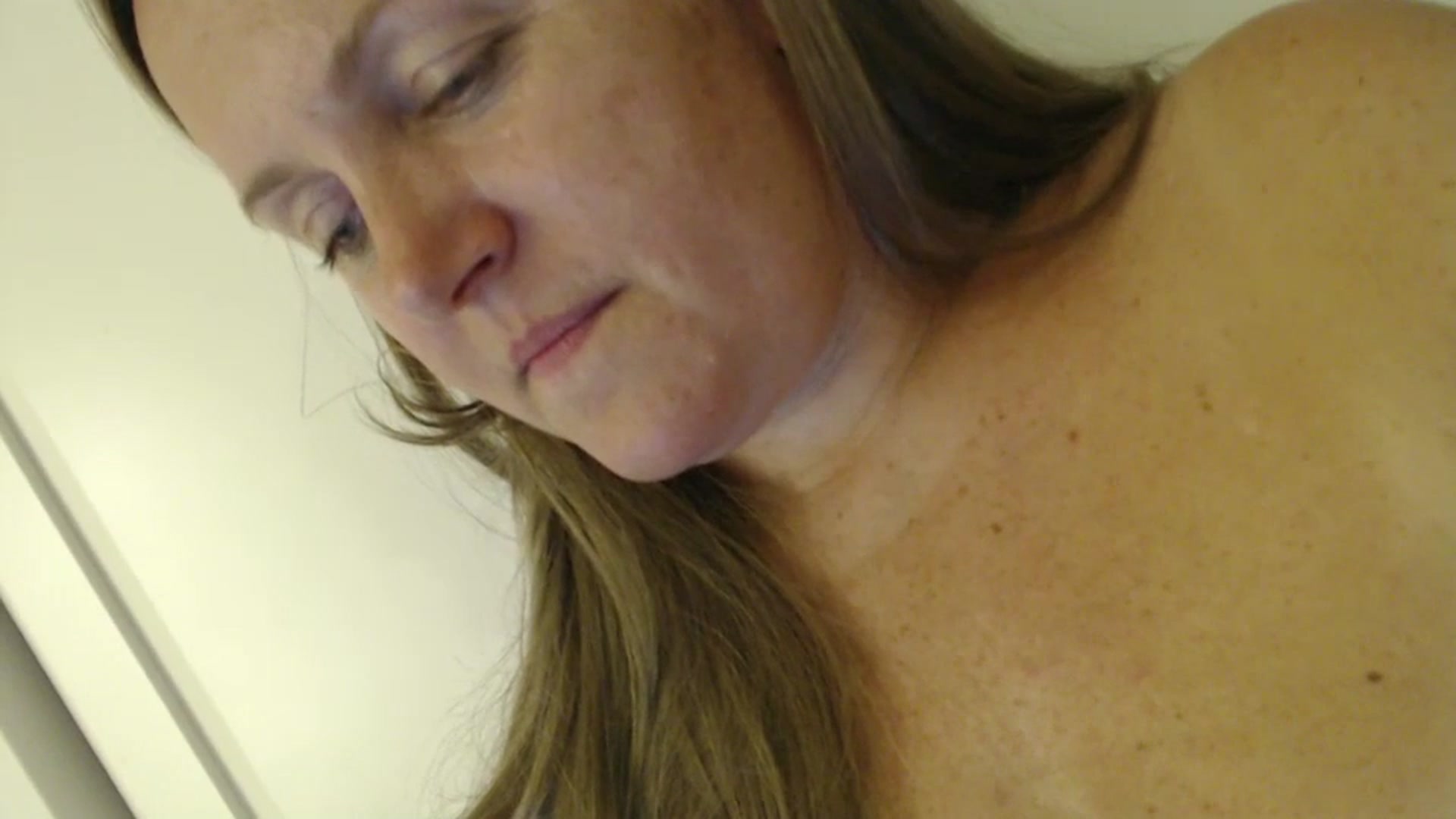Gallery image thumbnail from JustLily's myfreecams stream on, 09/06/2024, 22:44 image 15 of 20