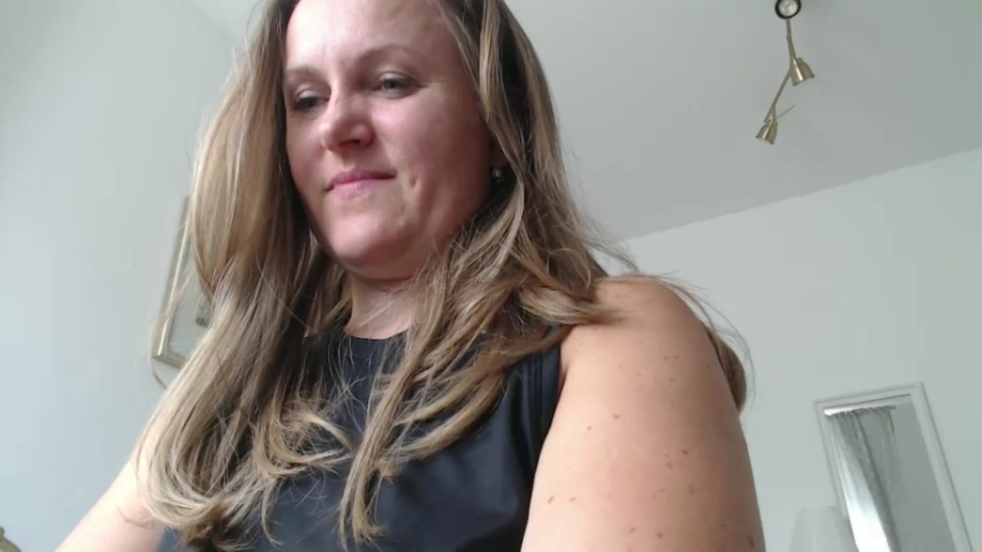 Gallery image thumbnail from JustLily's myfreecams stream on, 09/09/2024, 10:50 image 1 of 20