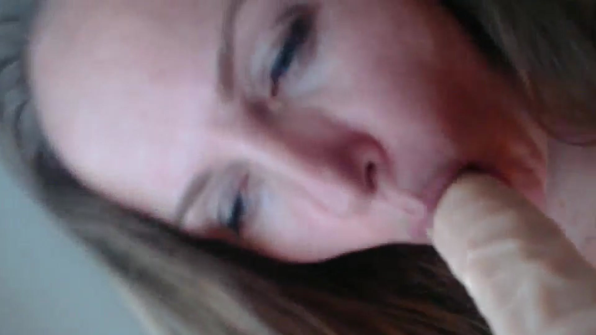 Gallery image thumbnail from JustLily's myfreecams stream on, 09/13/2024, 16:20 image 15 of 20