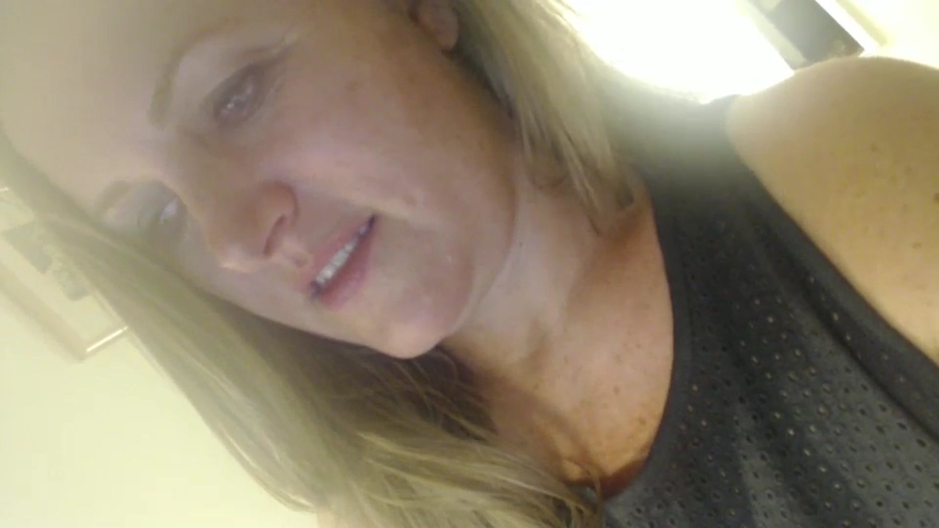 Gallery image thumbnail from JustLily's myfreecams stream on, 09/13/2024, 21:53 image 11 of 20