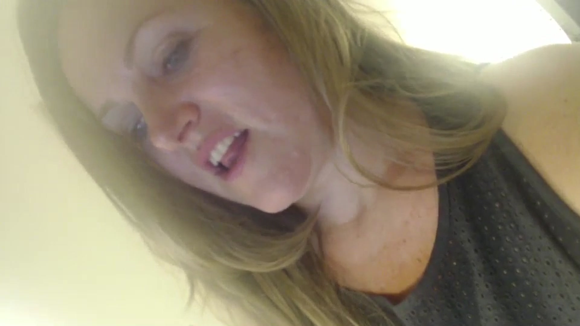 Gallery image thumbnail from JustLily's myfreecams stream on, 09/13/2024, 21:53 image 12 of 20