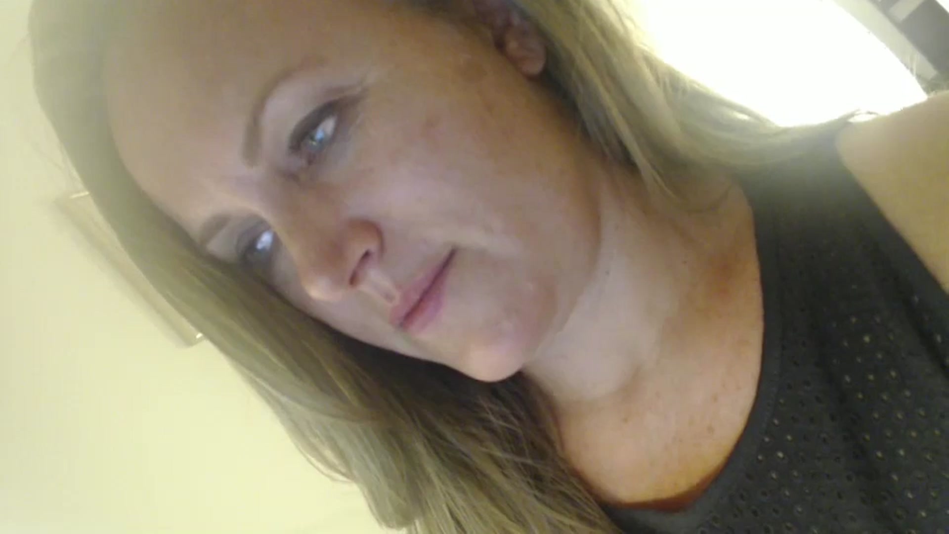 Gallery image thumbnail from JustLily's myfreecams stream on, 09/13/2024, 21:53 image 17 of 20