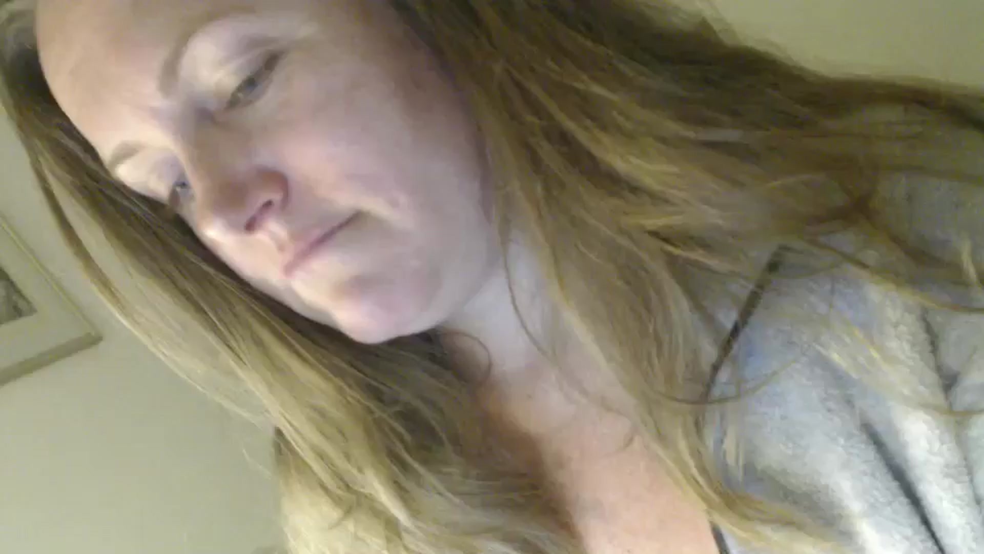 Gallery image thumbnail from JustLily's myfreecams stream on, 09/19/2024, 22:05 image 4 of 20