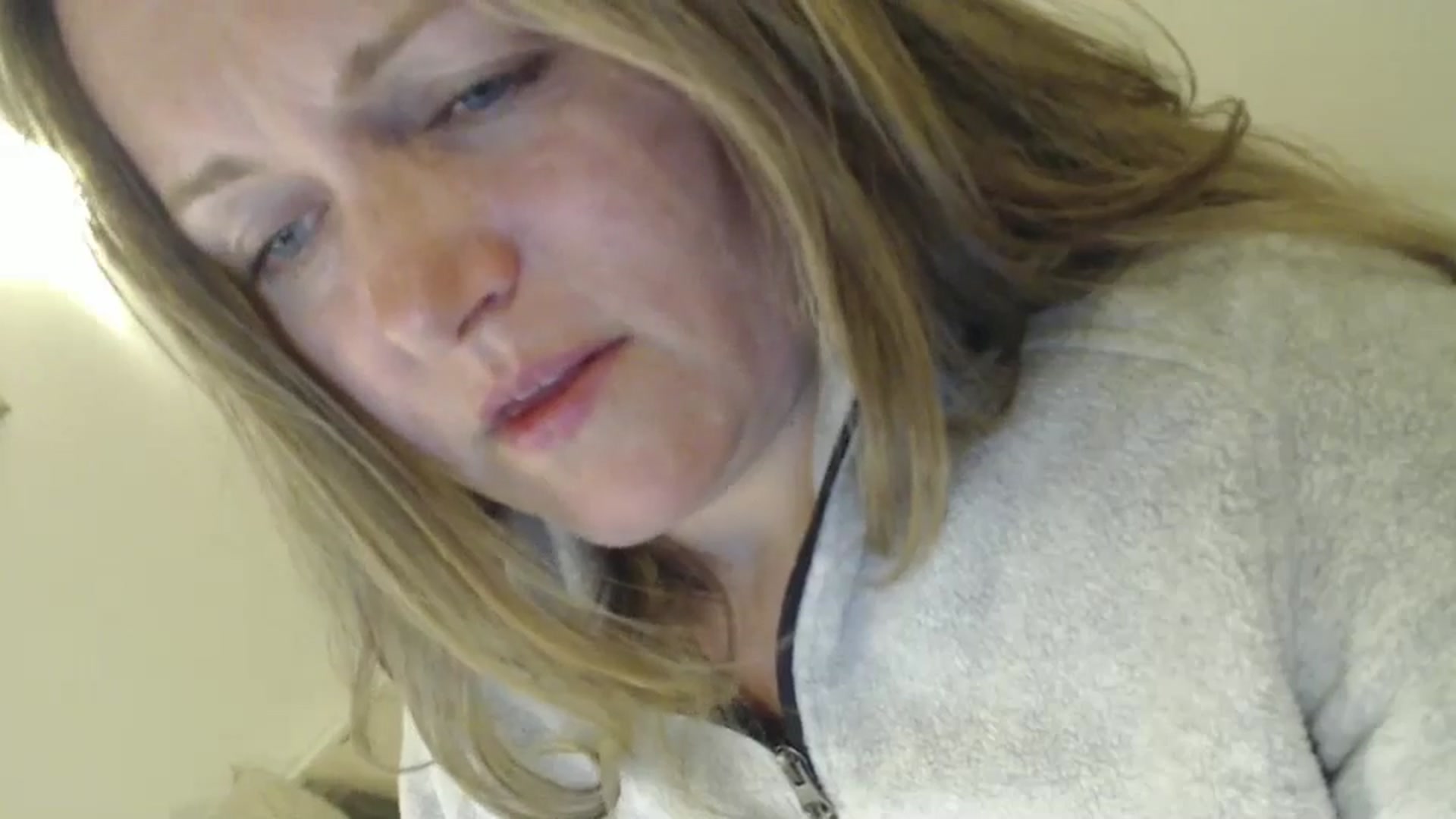Gallery image thumbnail from JustLily's myfreecams stream on, 09/20/2024, 20:21 image 9 of 20