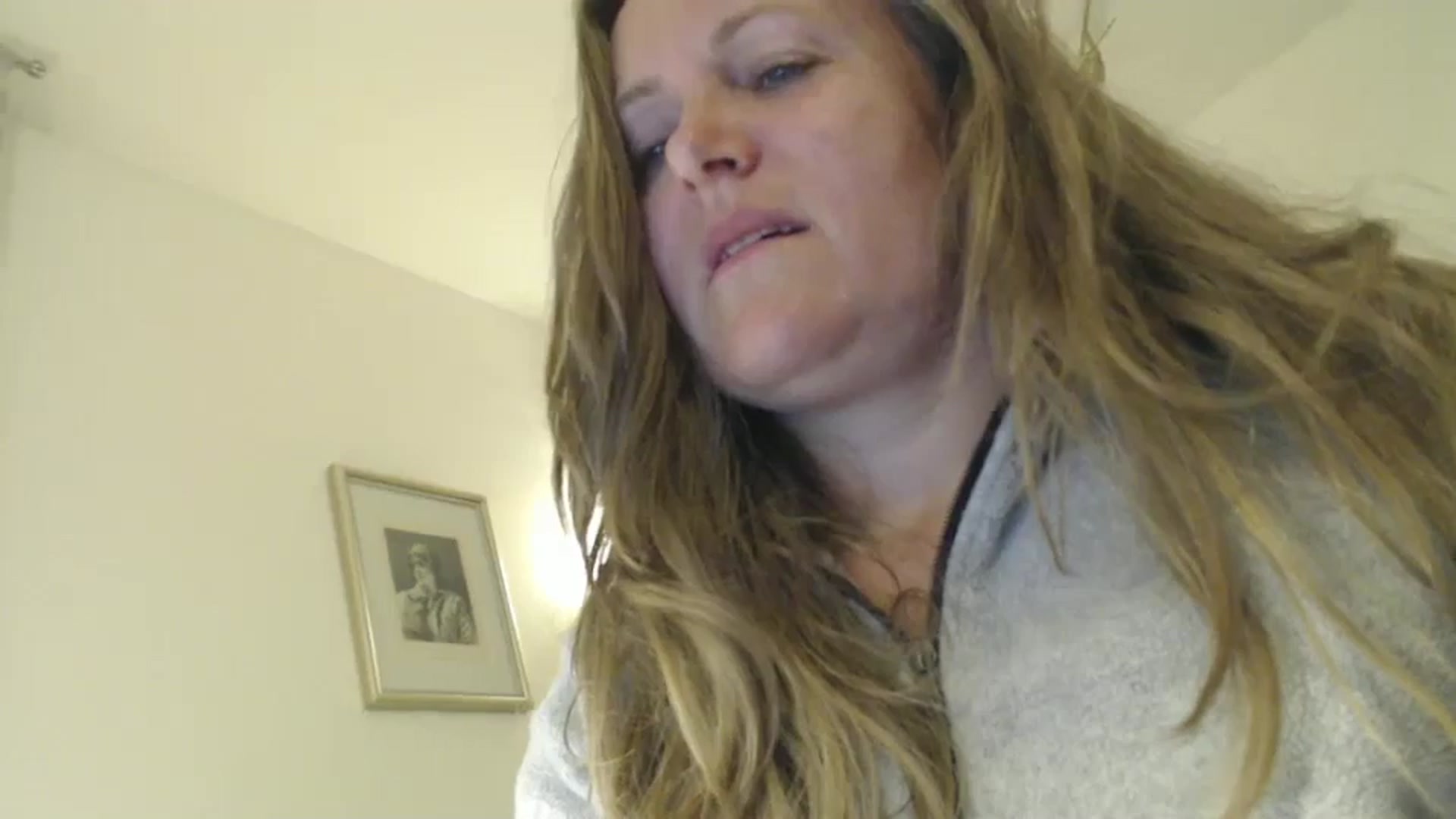 Gallery image thumbnail from JustLily's myfreecams stream on, 09/20/2024, 20:59 image 20 of 20