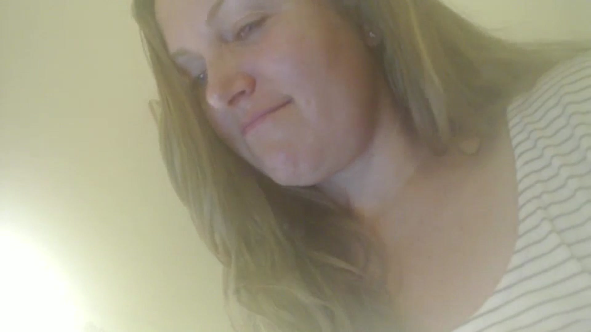 Gallery image thumbnail from JustLily's myfreecams stream on, 09/20/2024, 21:56 image 8 of 20