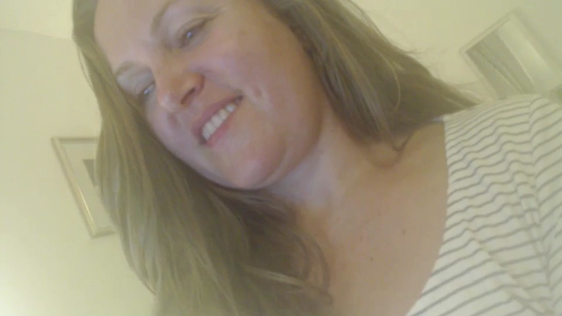 Gallery image thumbnail from JustLily's myfreecams stream on, 09/20/2024, 21:56 image 6 of 20