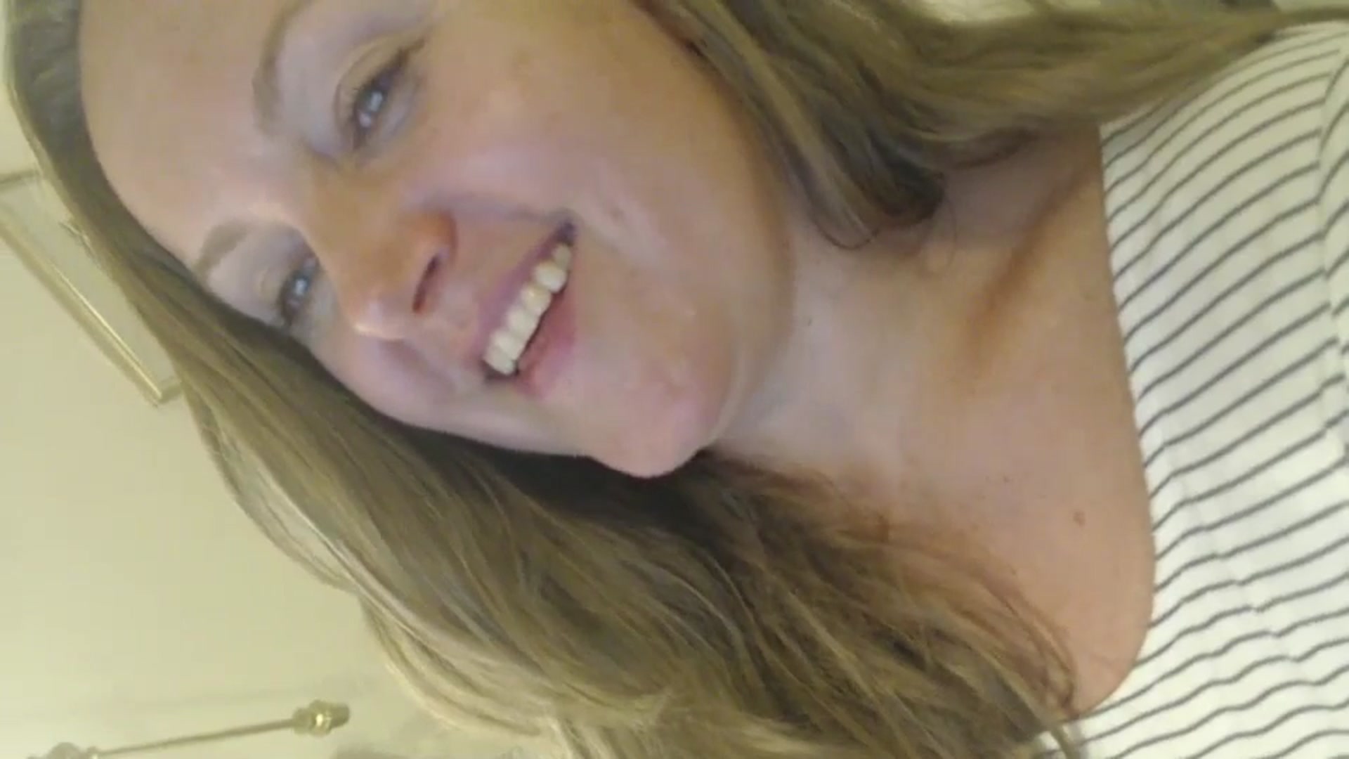 Gallery image thumbnail from JustLily's myfreecams stream on, 09/20/2024, 23:30 image 15 of 20