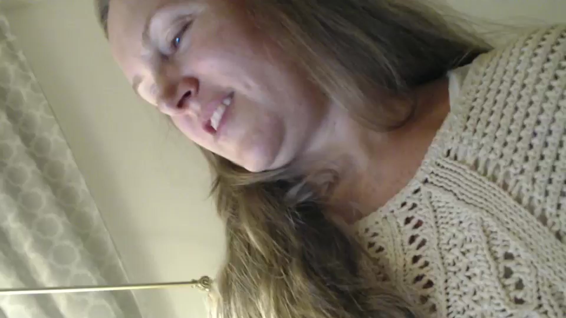 Gallery image thumbnail from JustLily's myfreecams stream on, 09/23/2024, 21:20 image 12 of 20