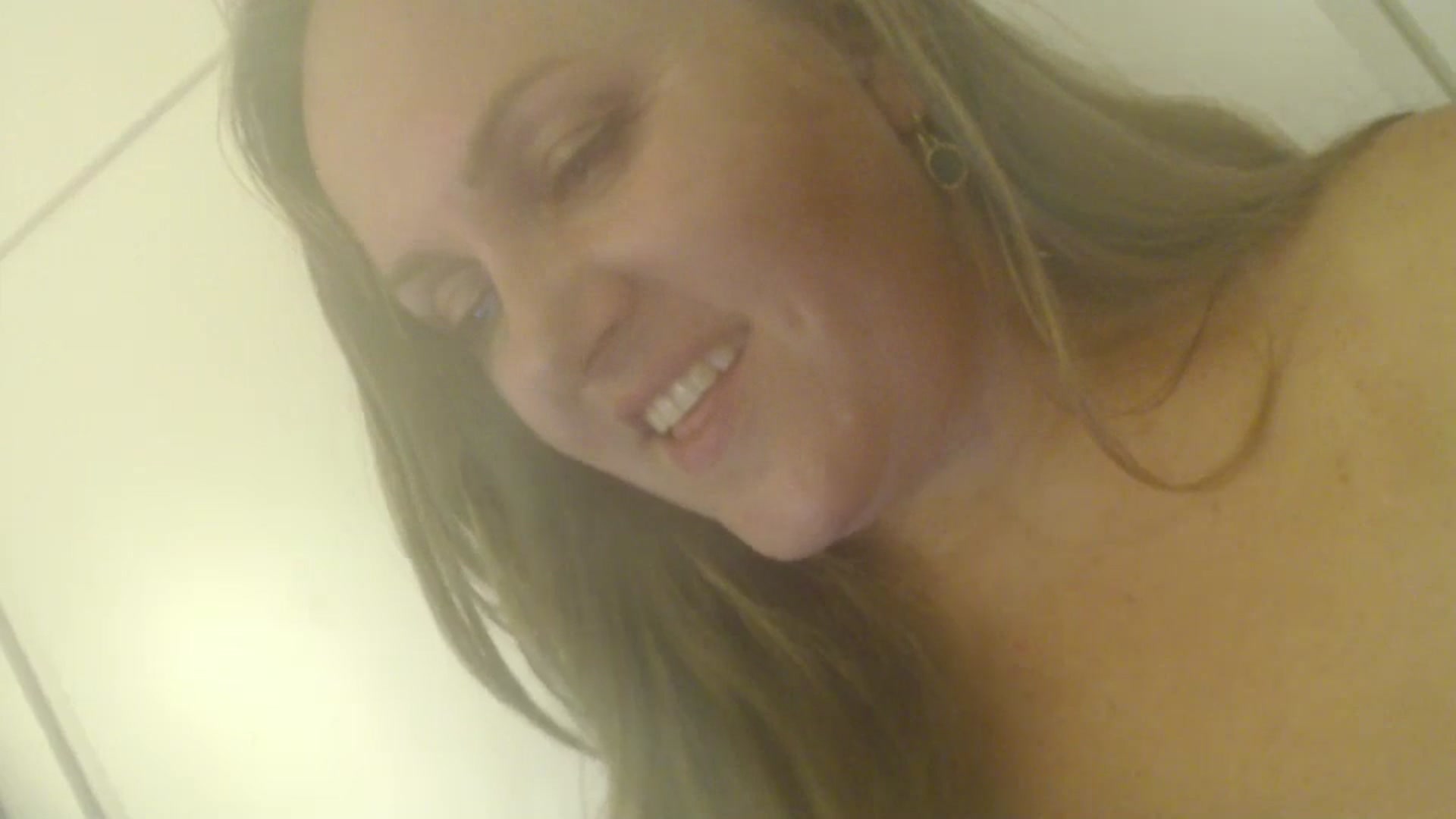 Gallery image thumbnail from JustLily's myfreecams stream on, 09/30/2024, 23:27 image 19 of 20