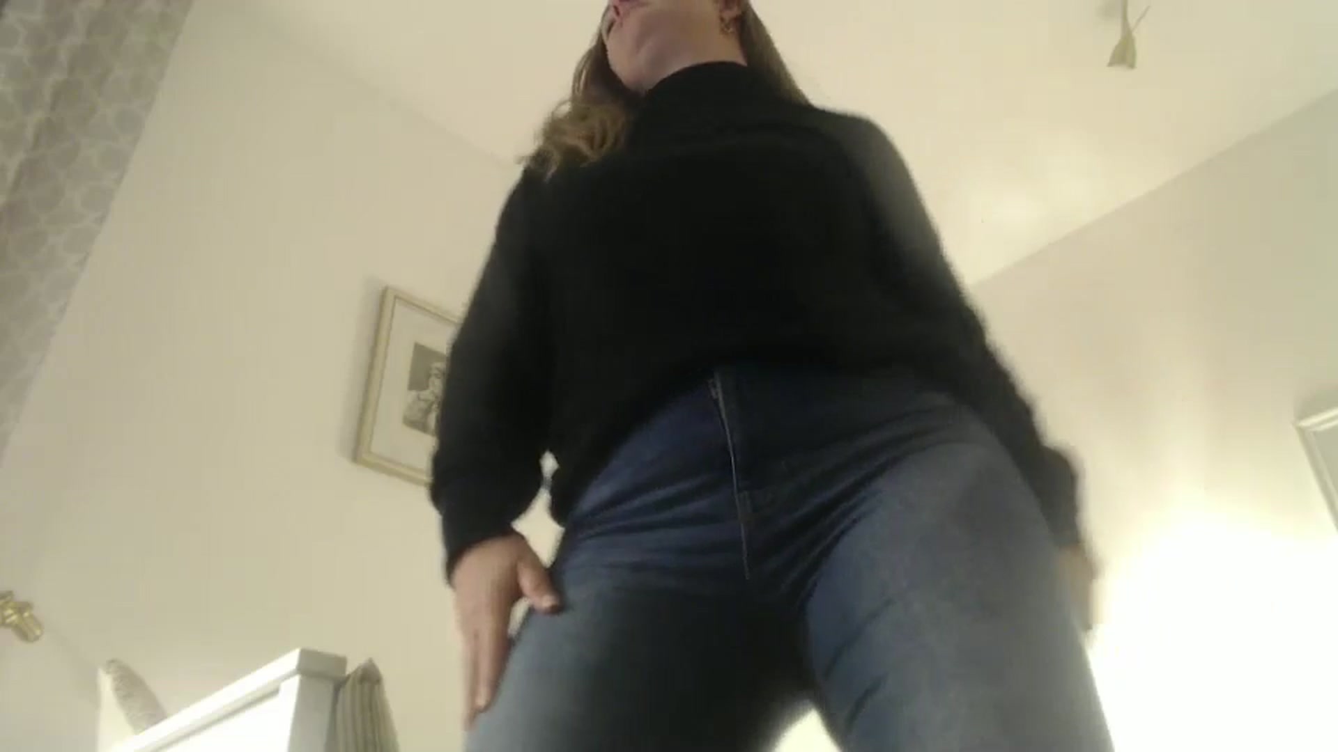 Gallery image thumbnail from JustLily's myfreecams stream on, 10/02/2024, 20:58 image 20 of 20