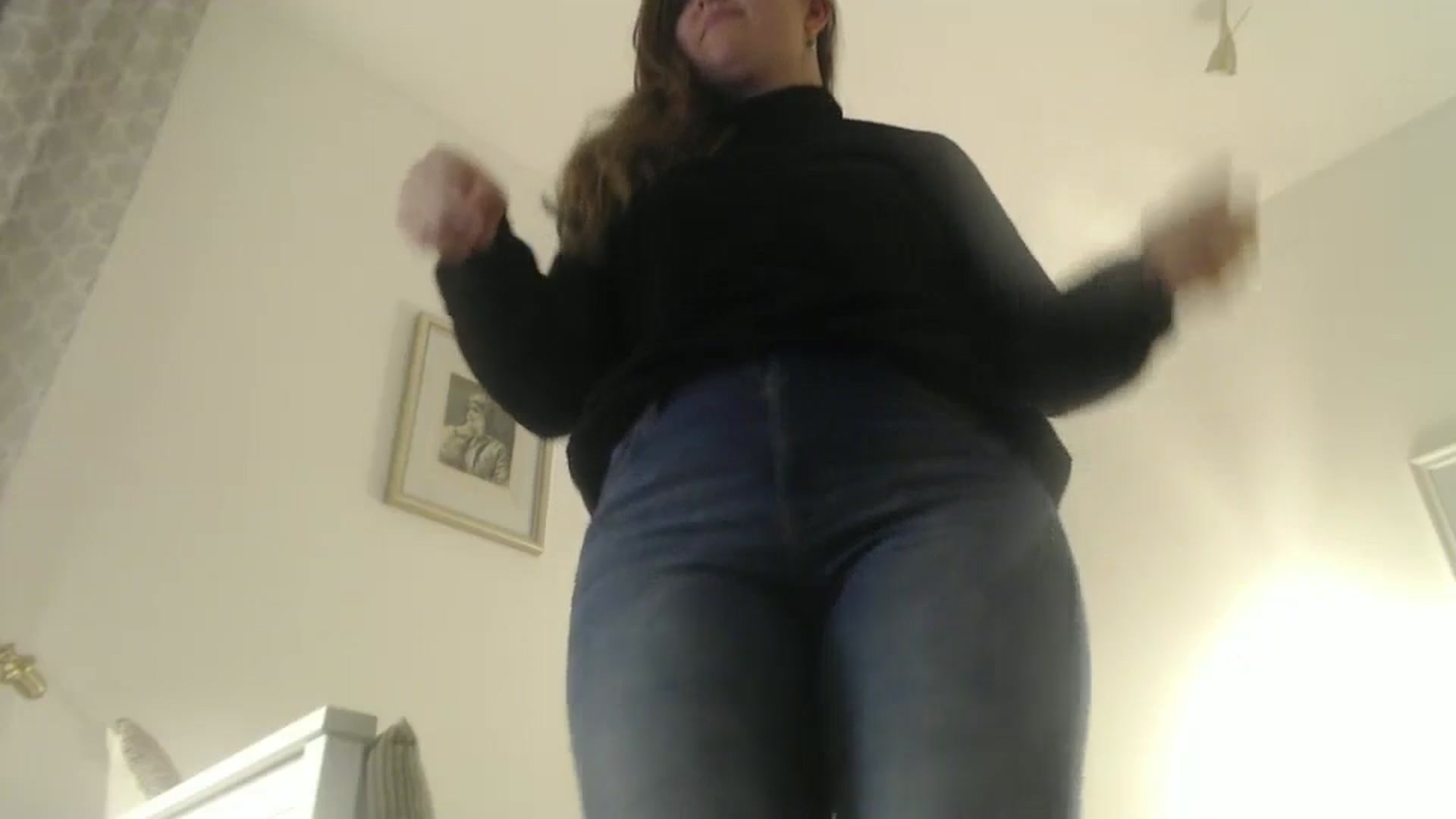 Gallery image thumbnail from JustLily's myfreecams stream on, 10/02/2024, 20:58 image 17 of 20