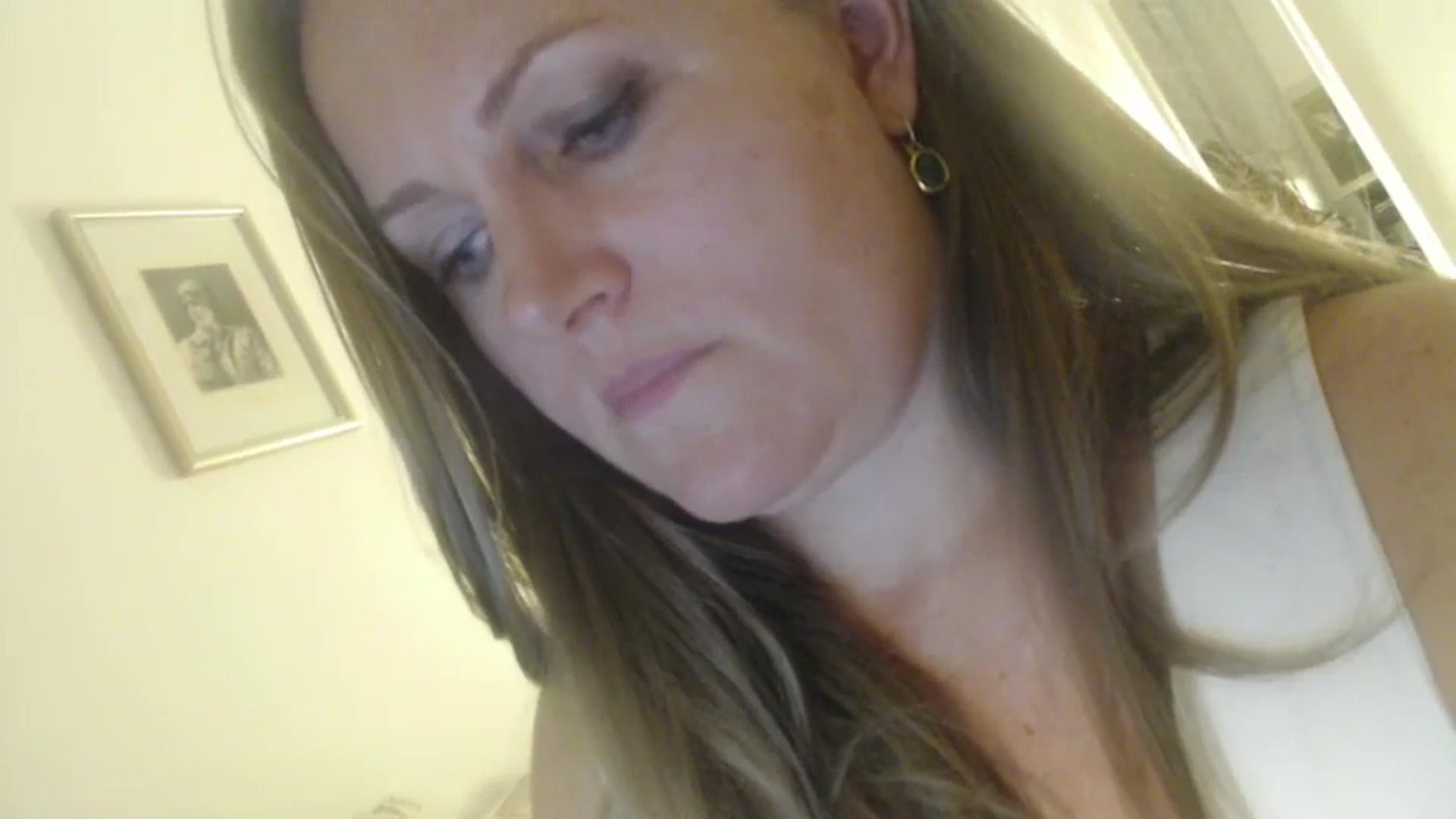 Gallery image thumbnail from JustLily's myfreecams stream on, 10/08/2024, 16:48 image 20 of 20