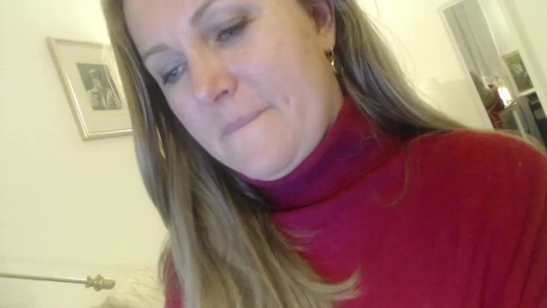 Gallery image thumbnail from JustLily's myfreecams stream on, 10/08/2024, 16:48 image 1 of 20